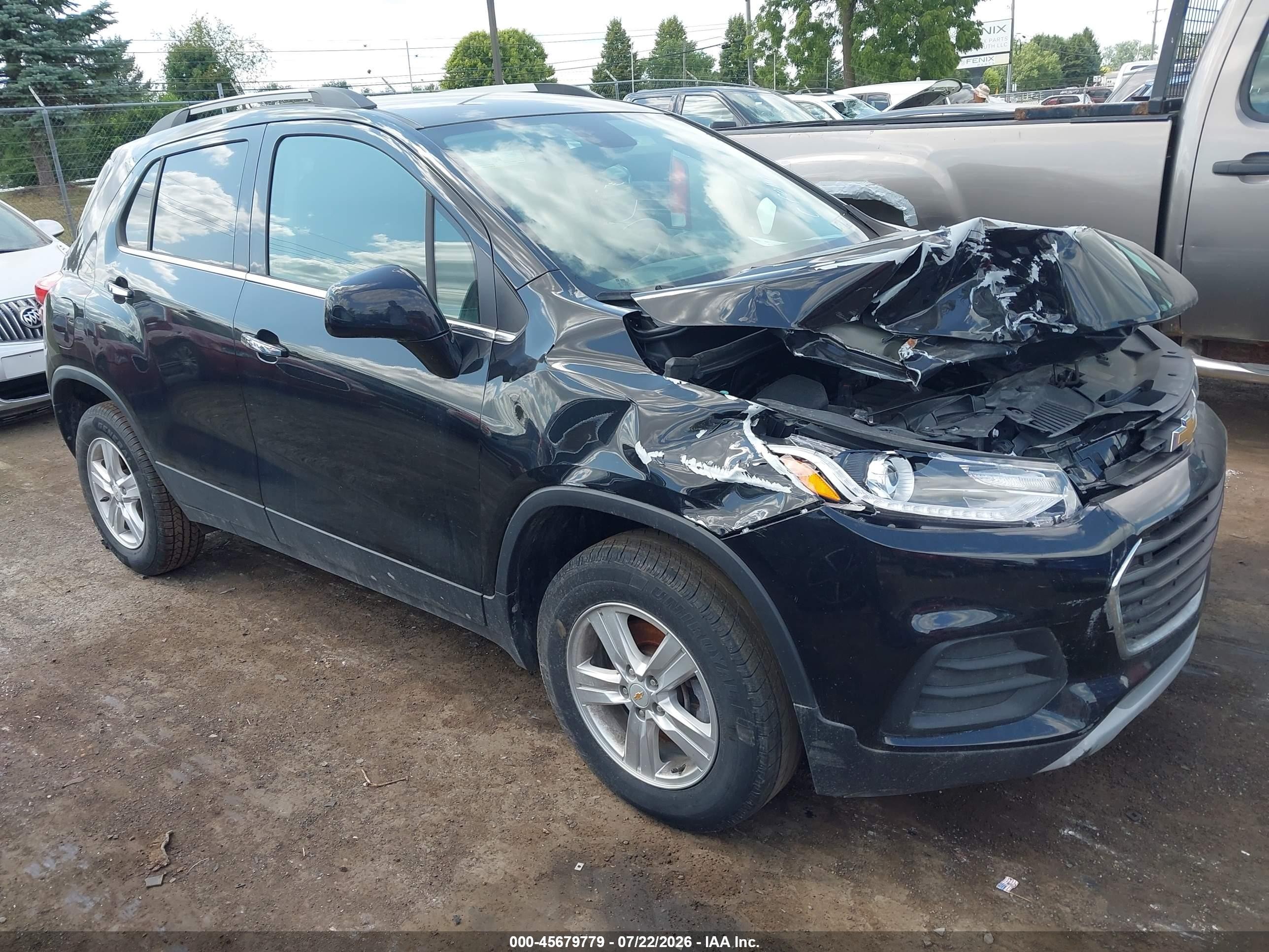 2019 Chevrolet Trax LT, VIN KL7CJPSB0KB945990 — Front end