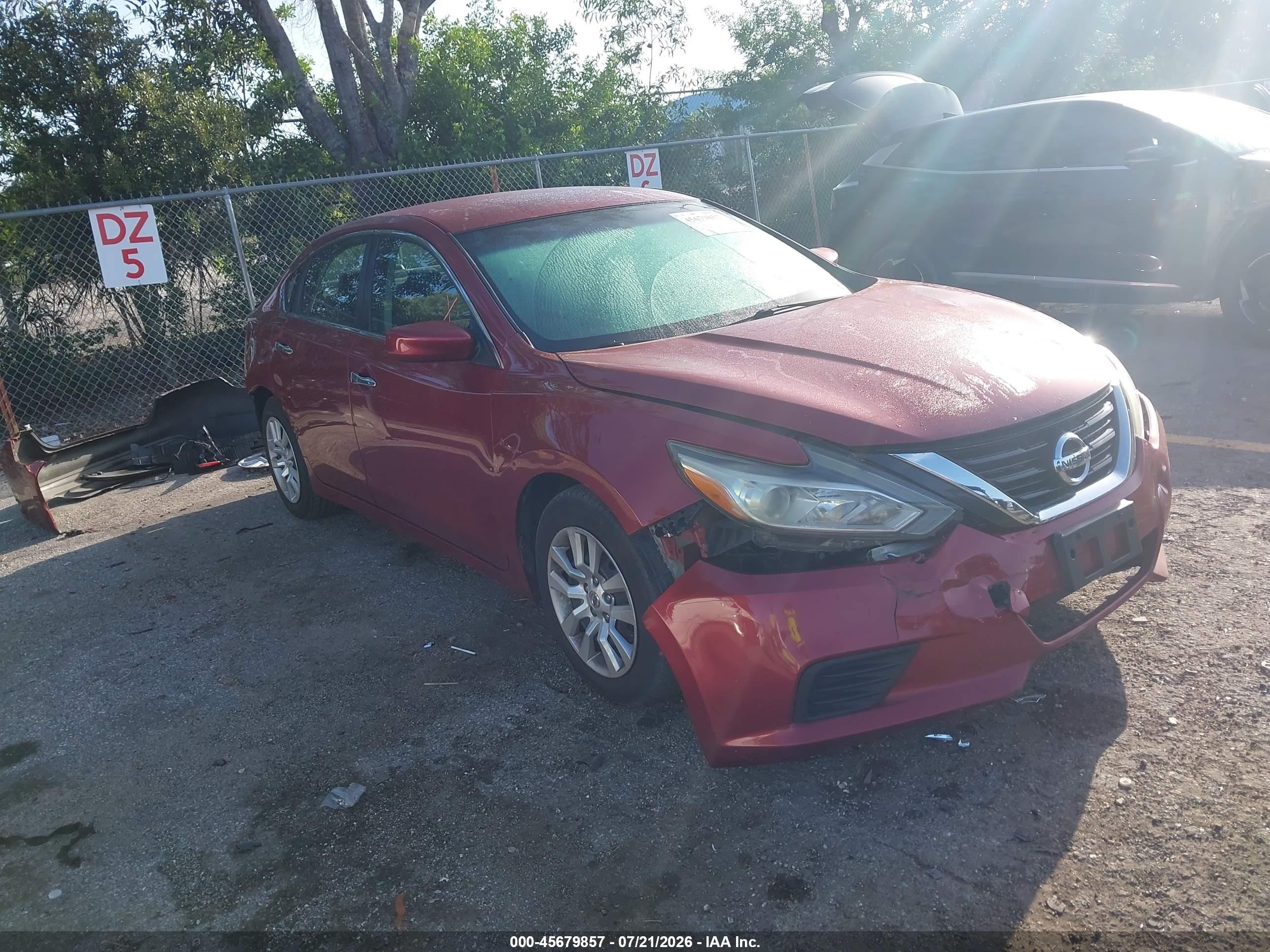2017 Nissan Altima SR, VIN 1N4AL3AP5HN311484 — All over