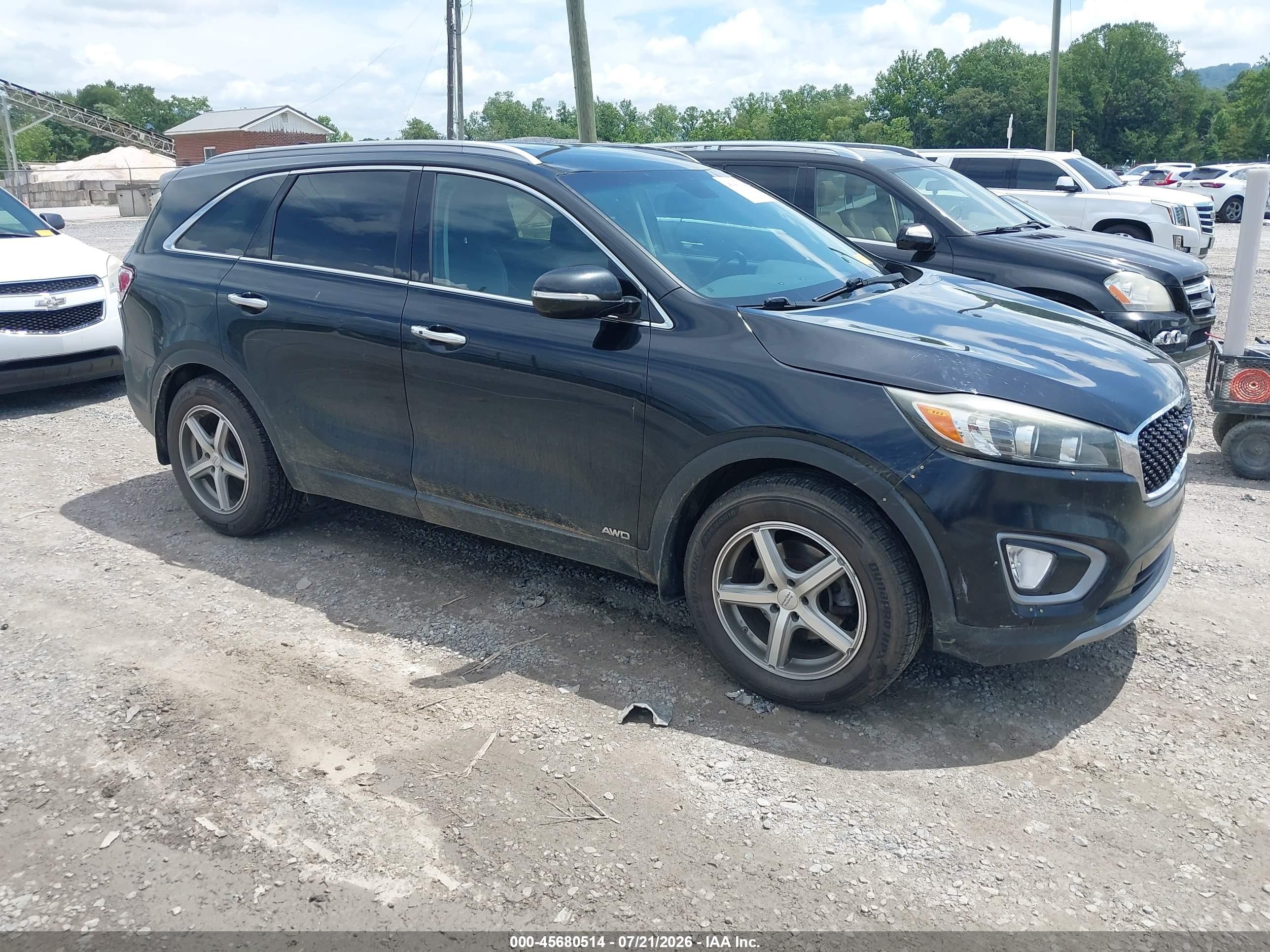 2017 Kia Sorento EX, VIN 5XYPHDA12HG278376 — Normal wear