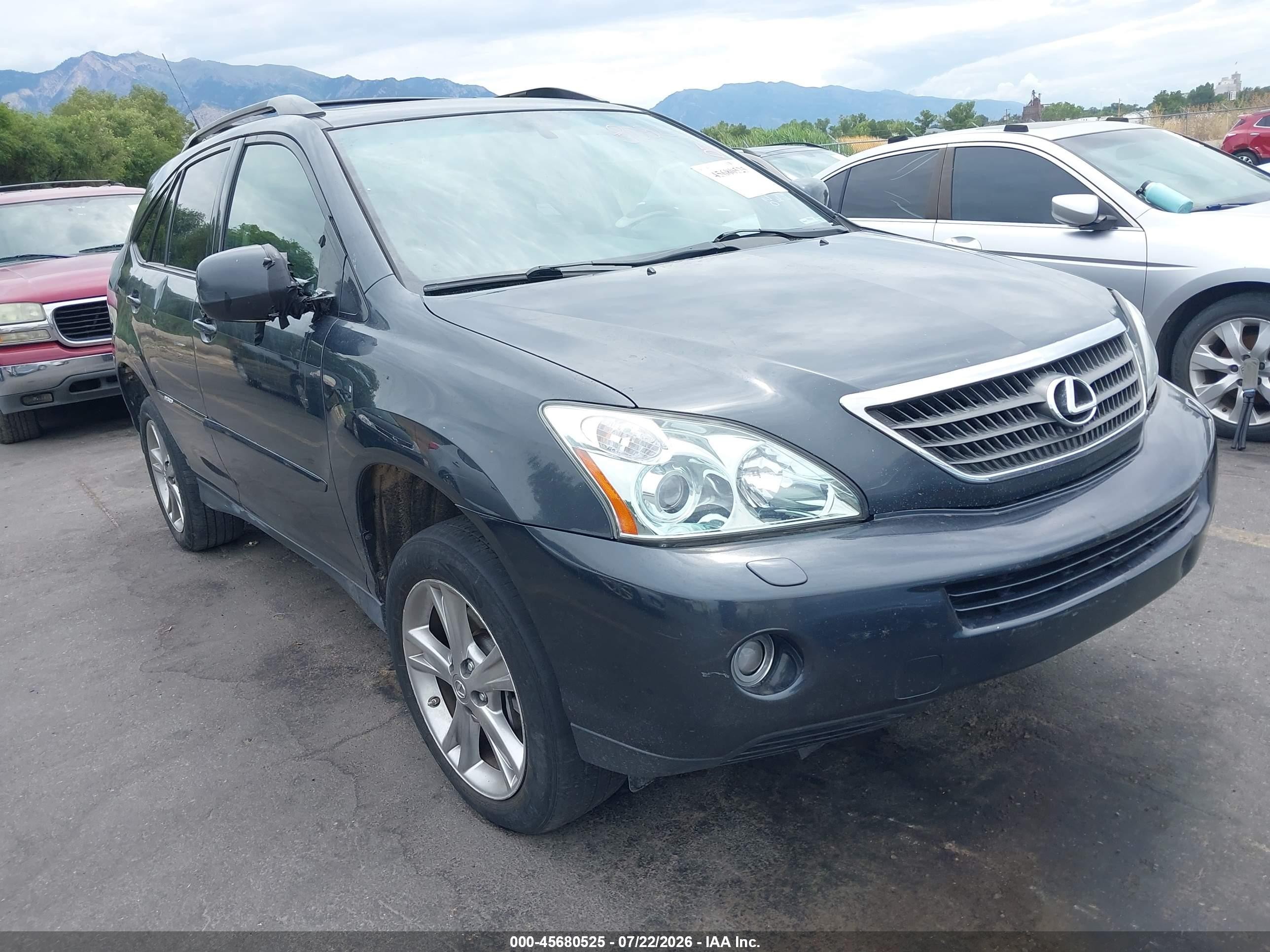 2007 Lexus RX 400h, VIN JTJHW31U972021669 — Side