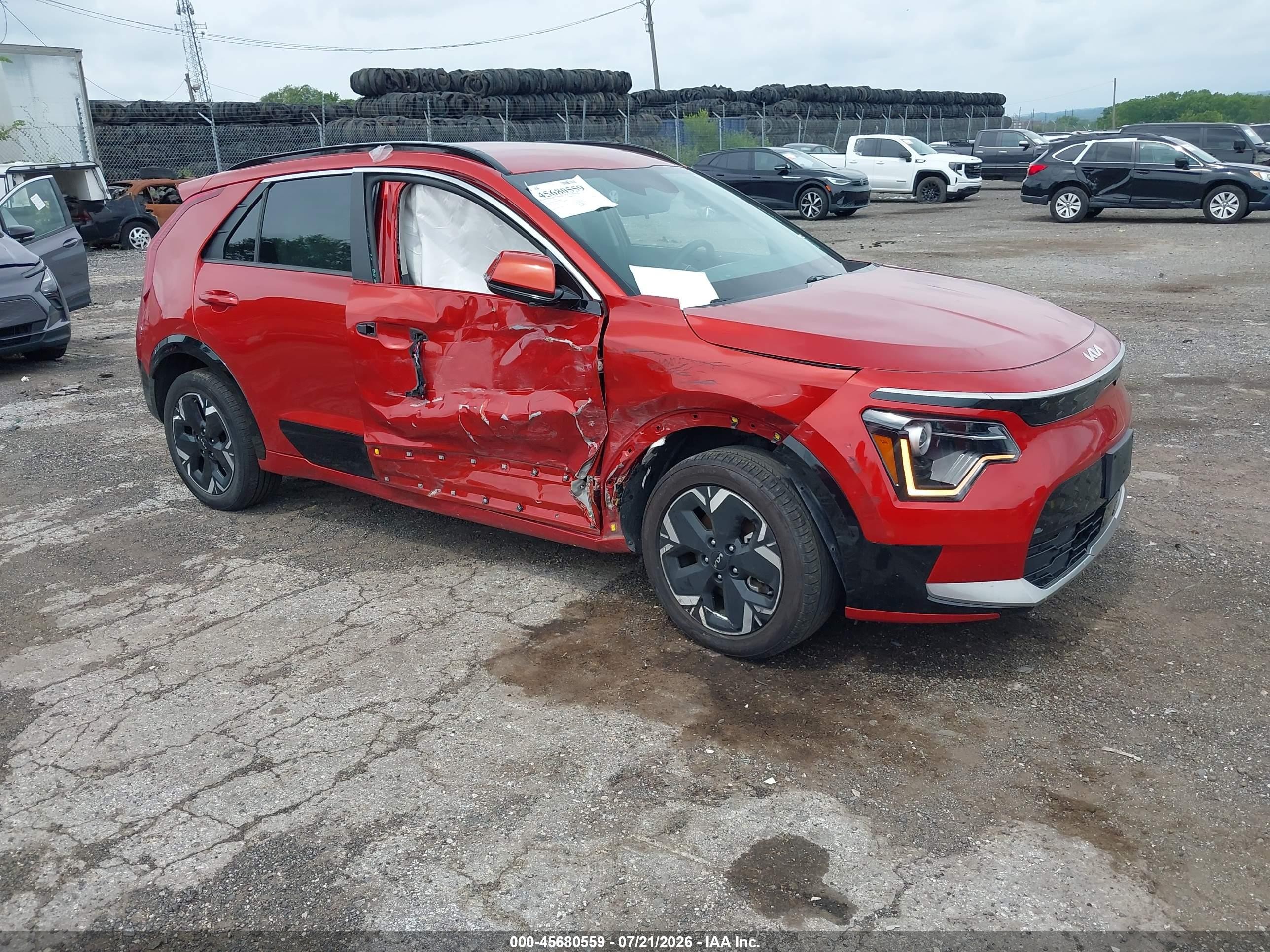 2023 Kia Niro Wind, VIN KNDCR3L16P5050990 — Front end
