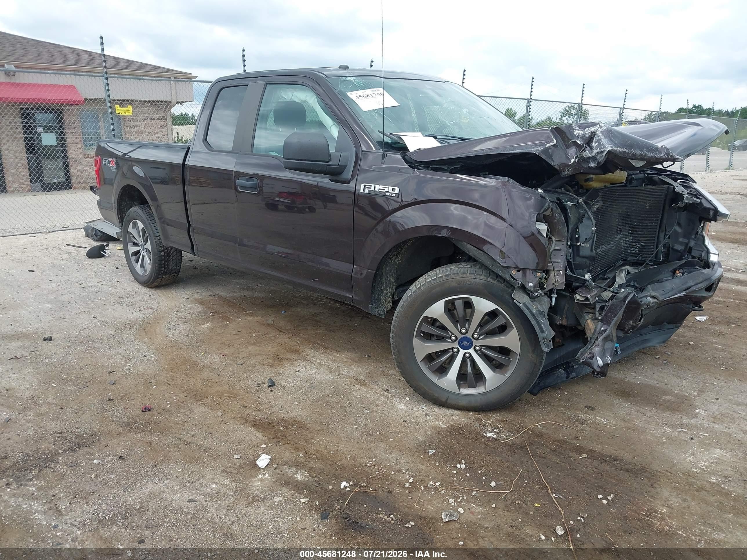 2019 Ford F-150 XL, VIN 1FTEX1EP2KKC83005 — Front end