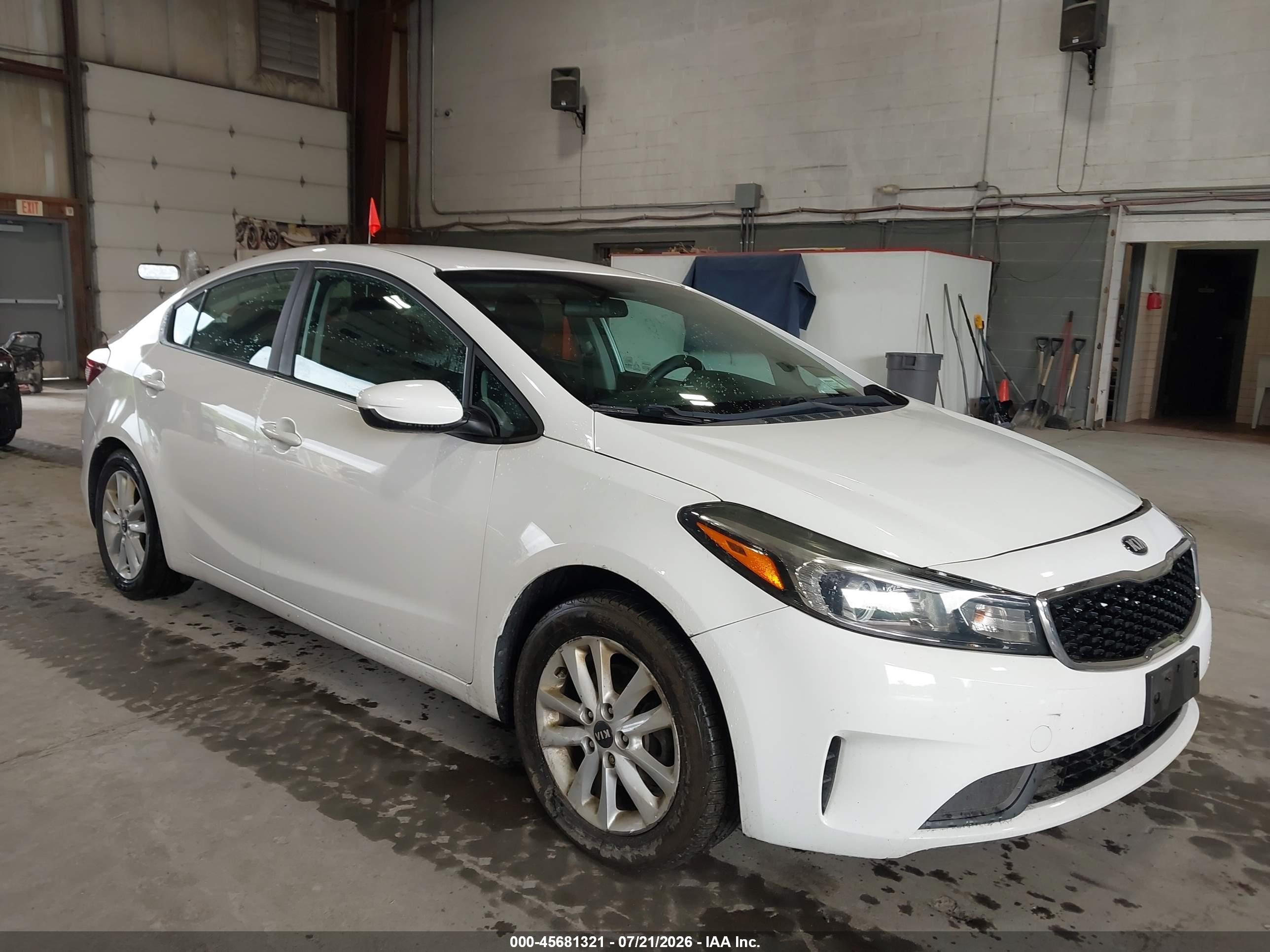 2017 Kia Forte S, VIN 3KPFL4A73HE062340 — Side