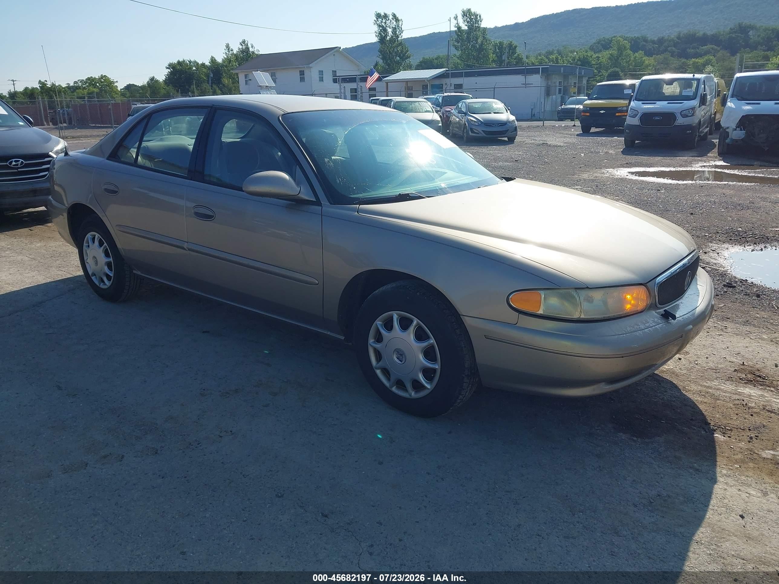 2003 Buick Century Custom, VIN 2G4WS52JX31254665 — Rear end