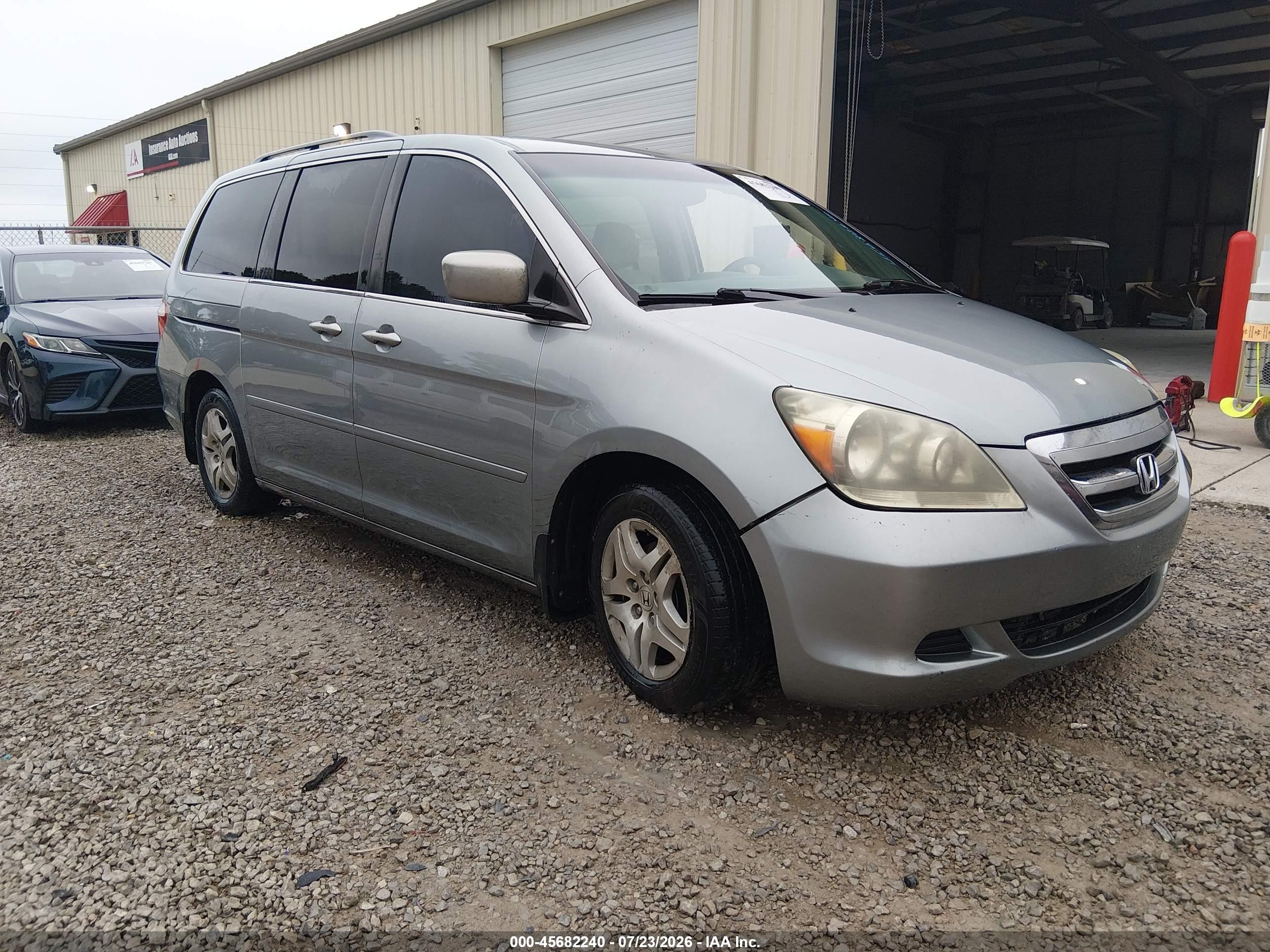 2007 Honda Odyssey EX, VIN 5FNRL38477B130179 — Normal wear