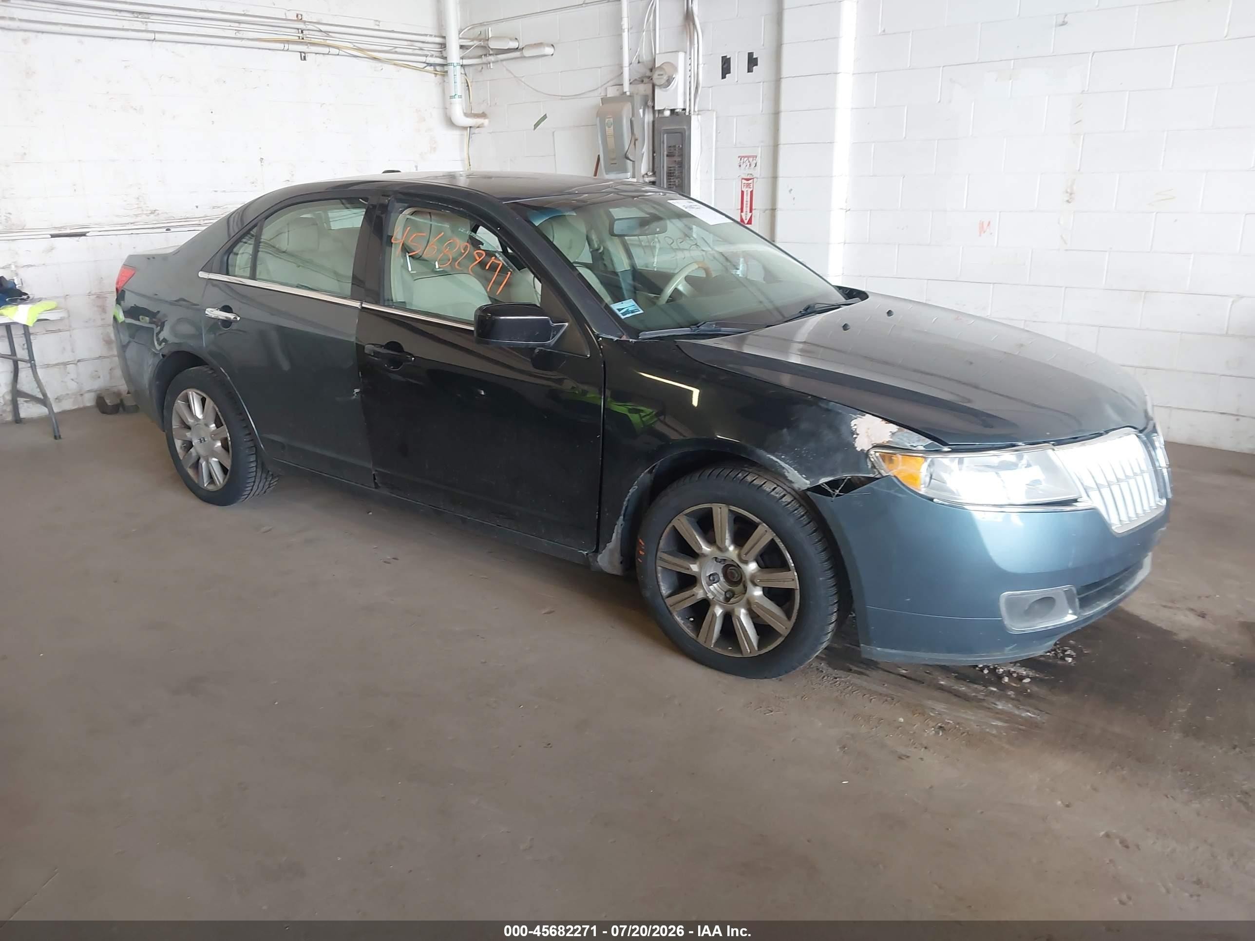 2012 Lincoln MKZ, VIN 3LNHL2GCXCR827641 — Normal wear