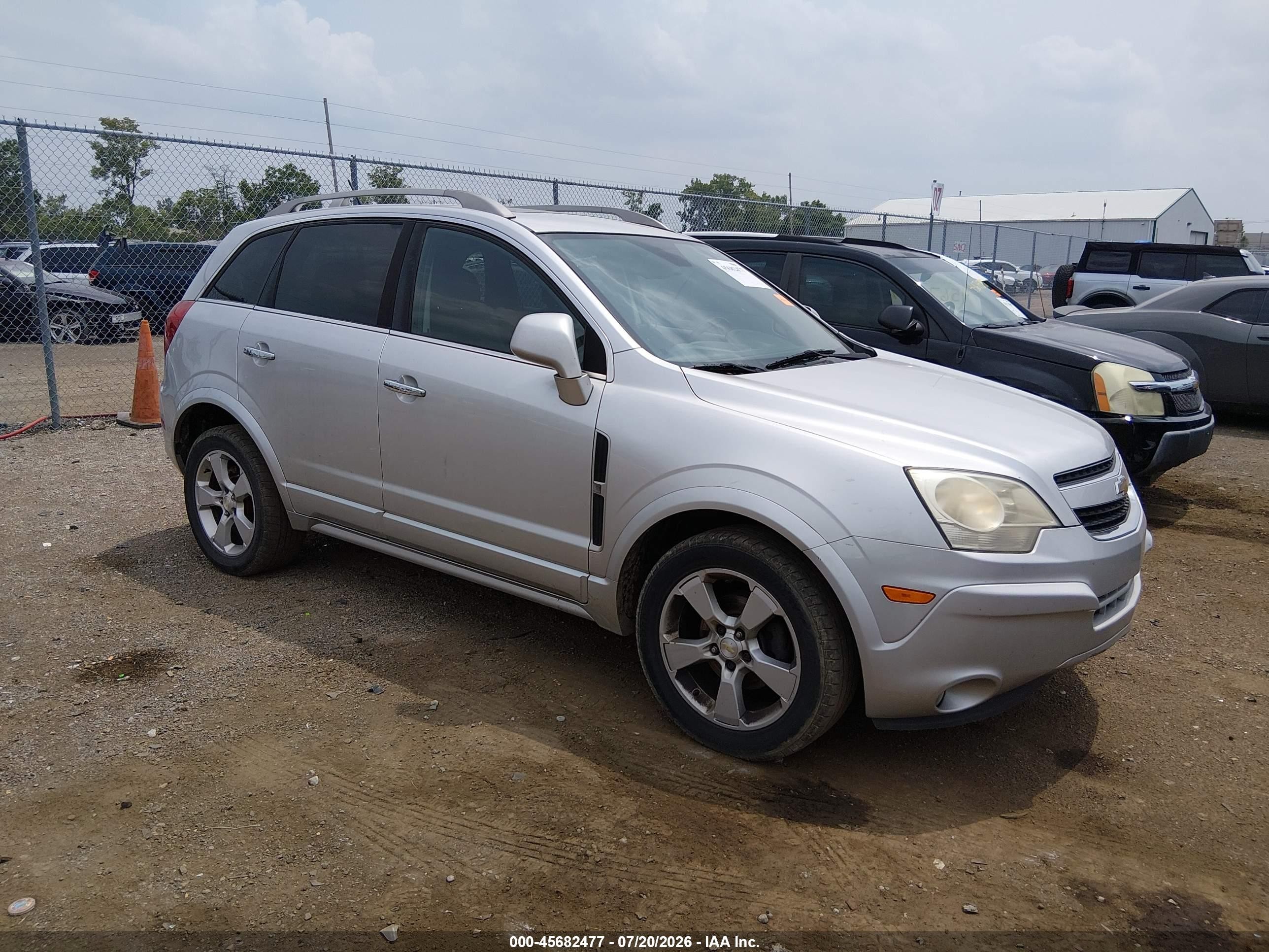 2014 Chevrolet Captiva Sport LTZ, VIN 3GNAL4EK3ES558915 — Normal wear