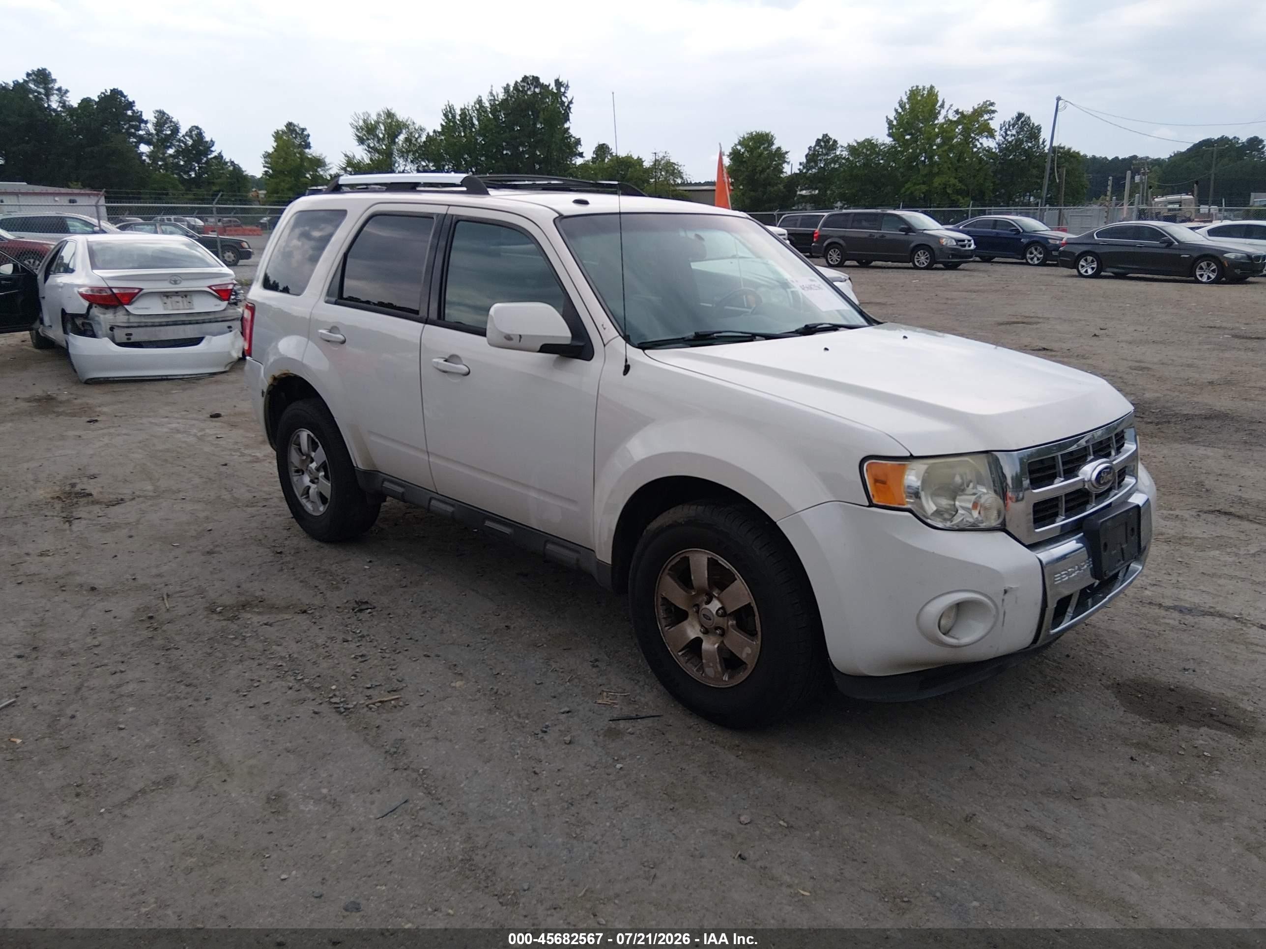 2012 Ford Escape Limited, VIN 1FMCU9EG2CKC46712 — Side