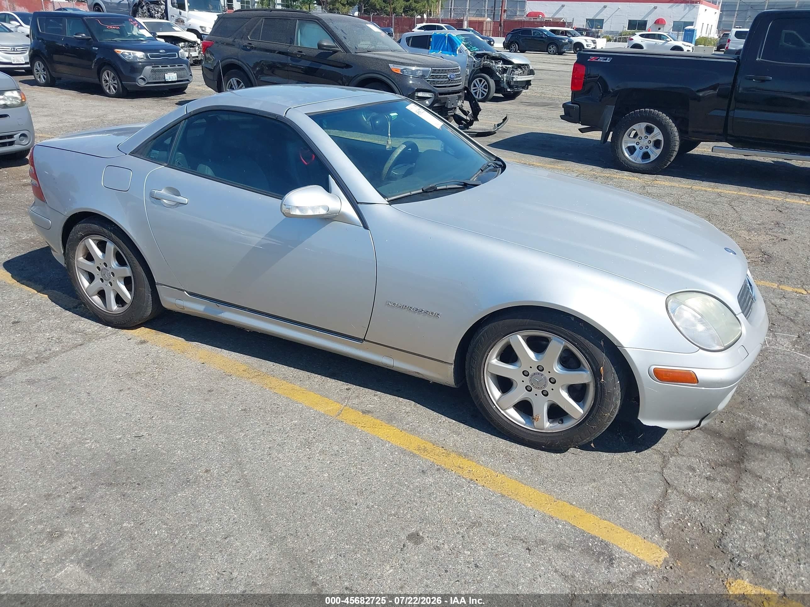 2003 Mercedes-Benz SLK 230 Kompressor, VIN WDBKK49F23F289917 — Mechanical