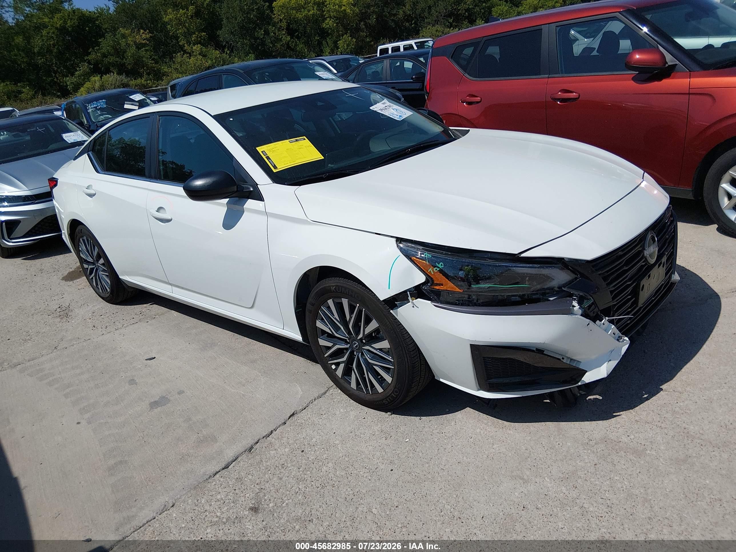 2026 Nissan Altima SV, VIN 1N4BL4DV0TN317142 — Front end