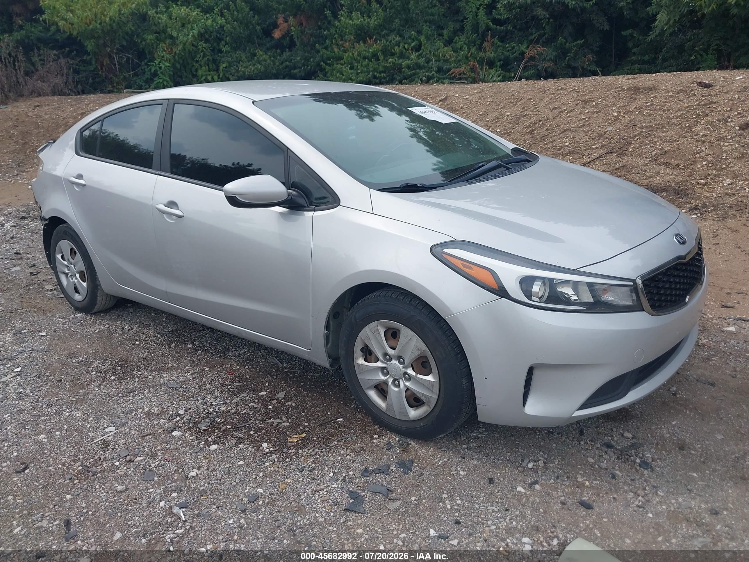 2017 Kia Forte LX, VIN 3KPFK4A71HE143372 — Rear end