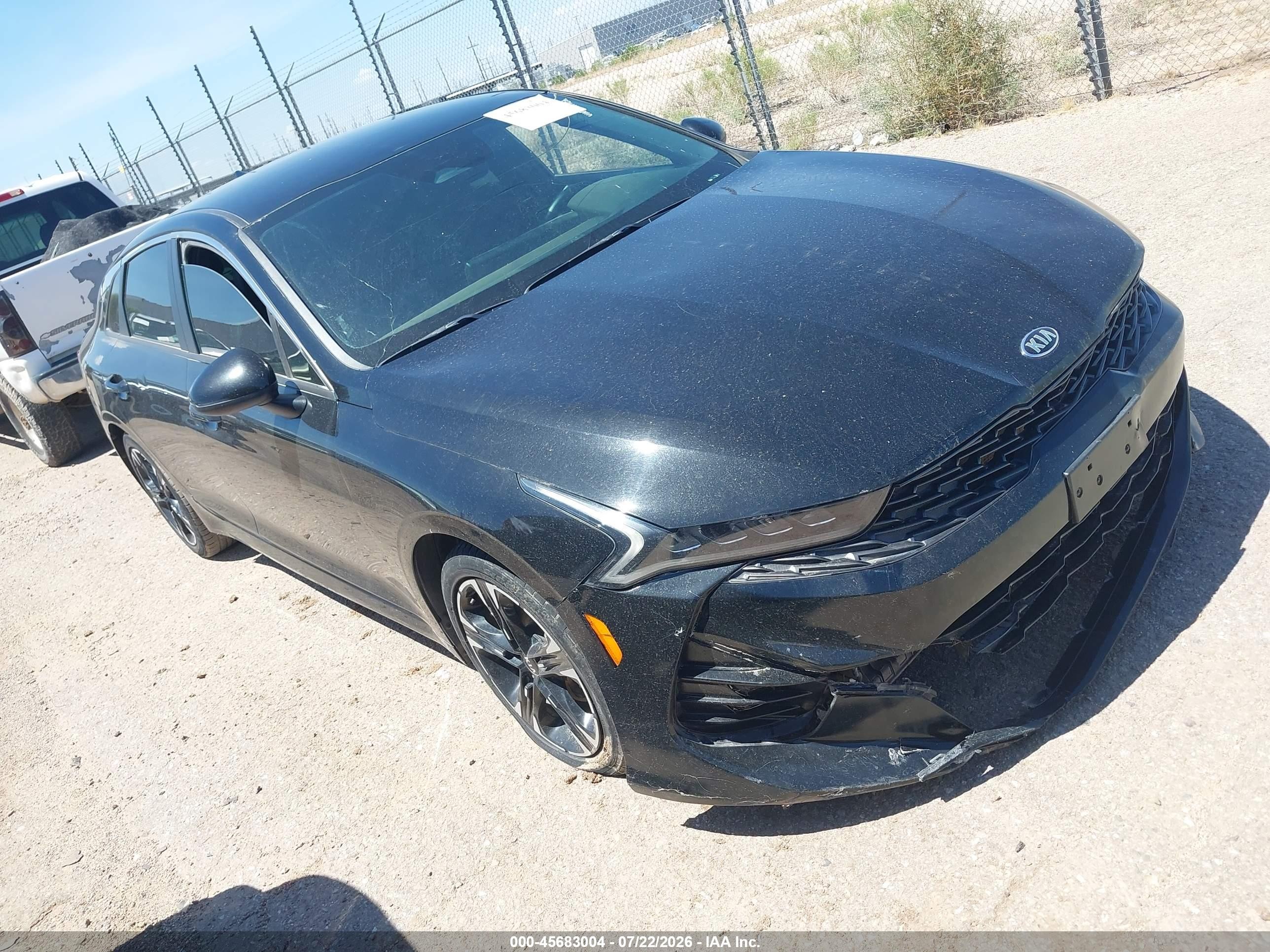 2021 Kia K5 GT-Line, VIN 5XXG64J28MG028802 — Front end