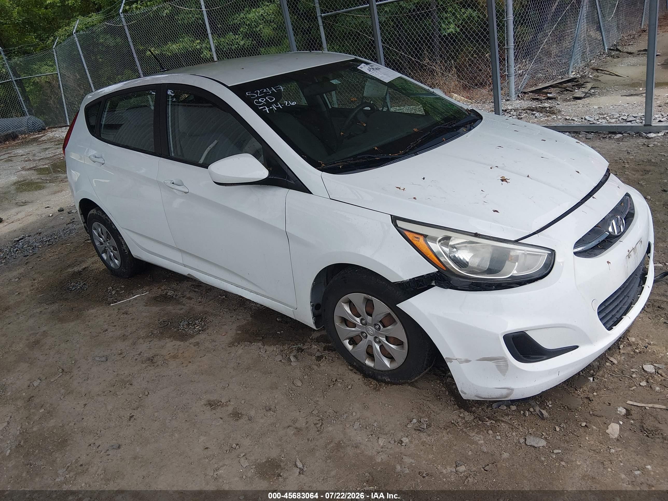 2016 Hyundai Accent SE, VIN KMHCT5AE6GU239143 — Front end