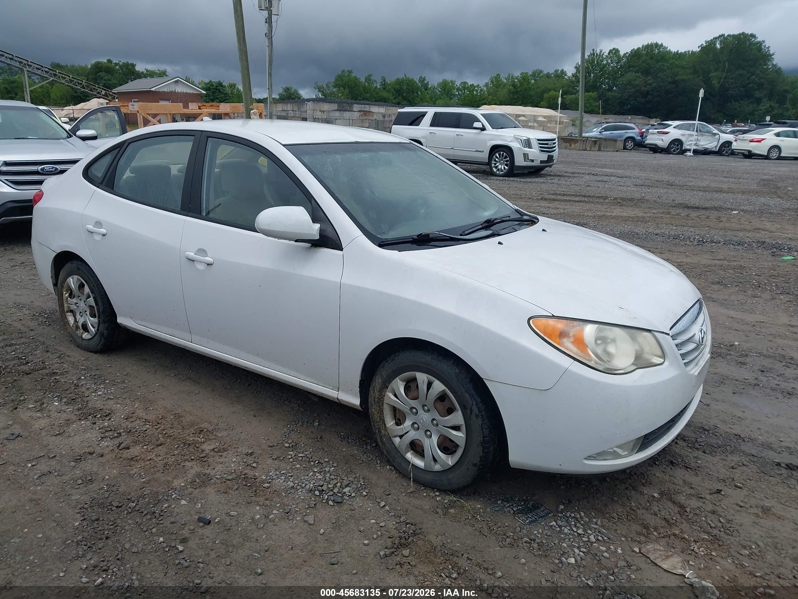 2010 Hyundai Elantra GLS, VIN KMHDU4ADXAU851467 — Normal wear