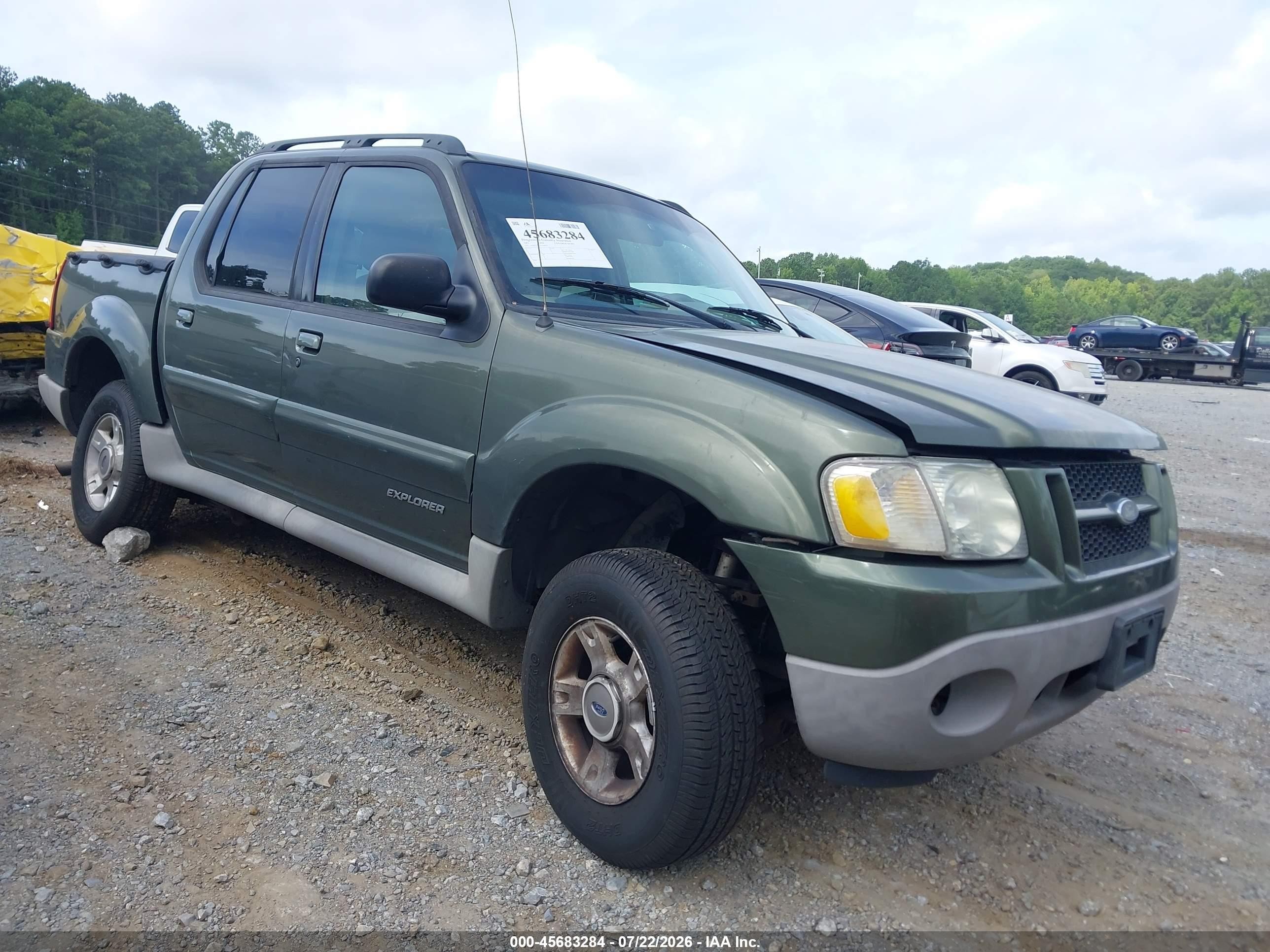 2002 Ford Explorer Sport Trac Value, VIN 1FMZU77E02UB66273 — Rear end