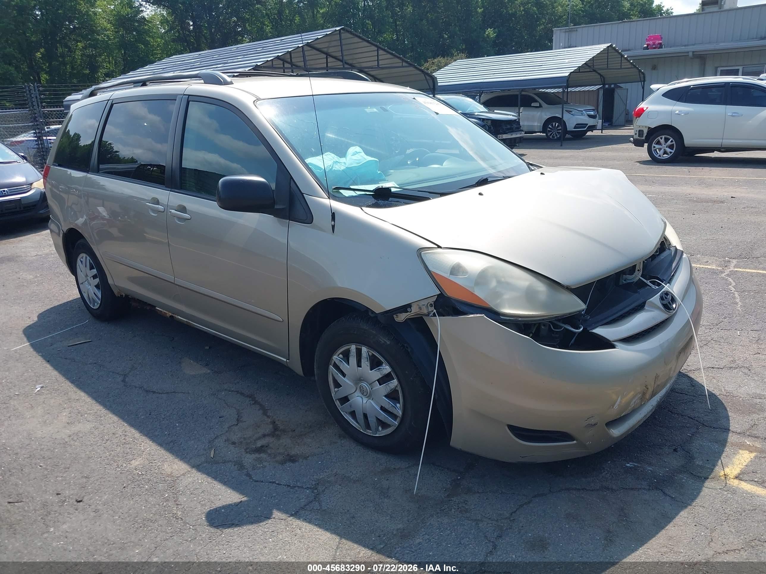 2007 Toyota Sienna LE, VIN 5TDZK23C87S078987 — Перед