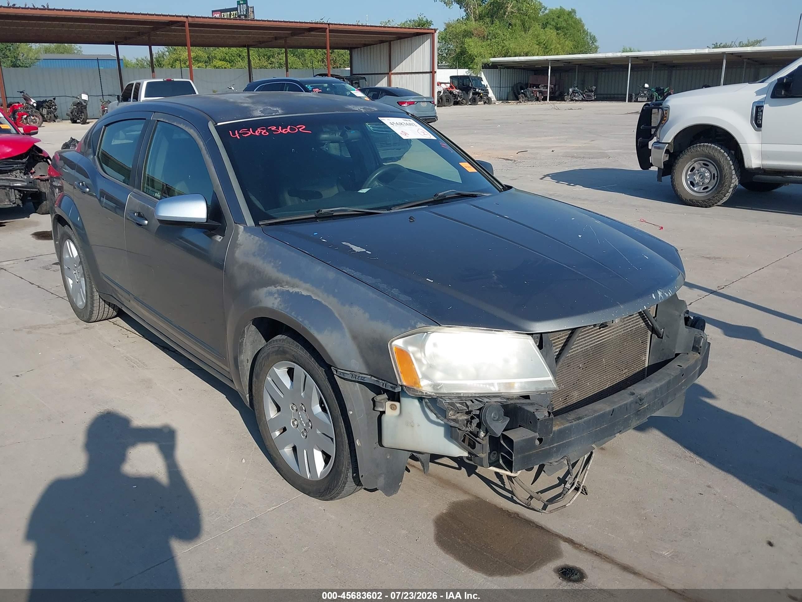 2012 Dodge Avenger SE, VIN 1C3CDZAB2CN156168 — Front end