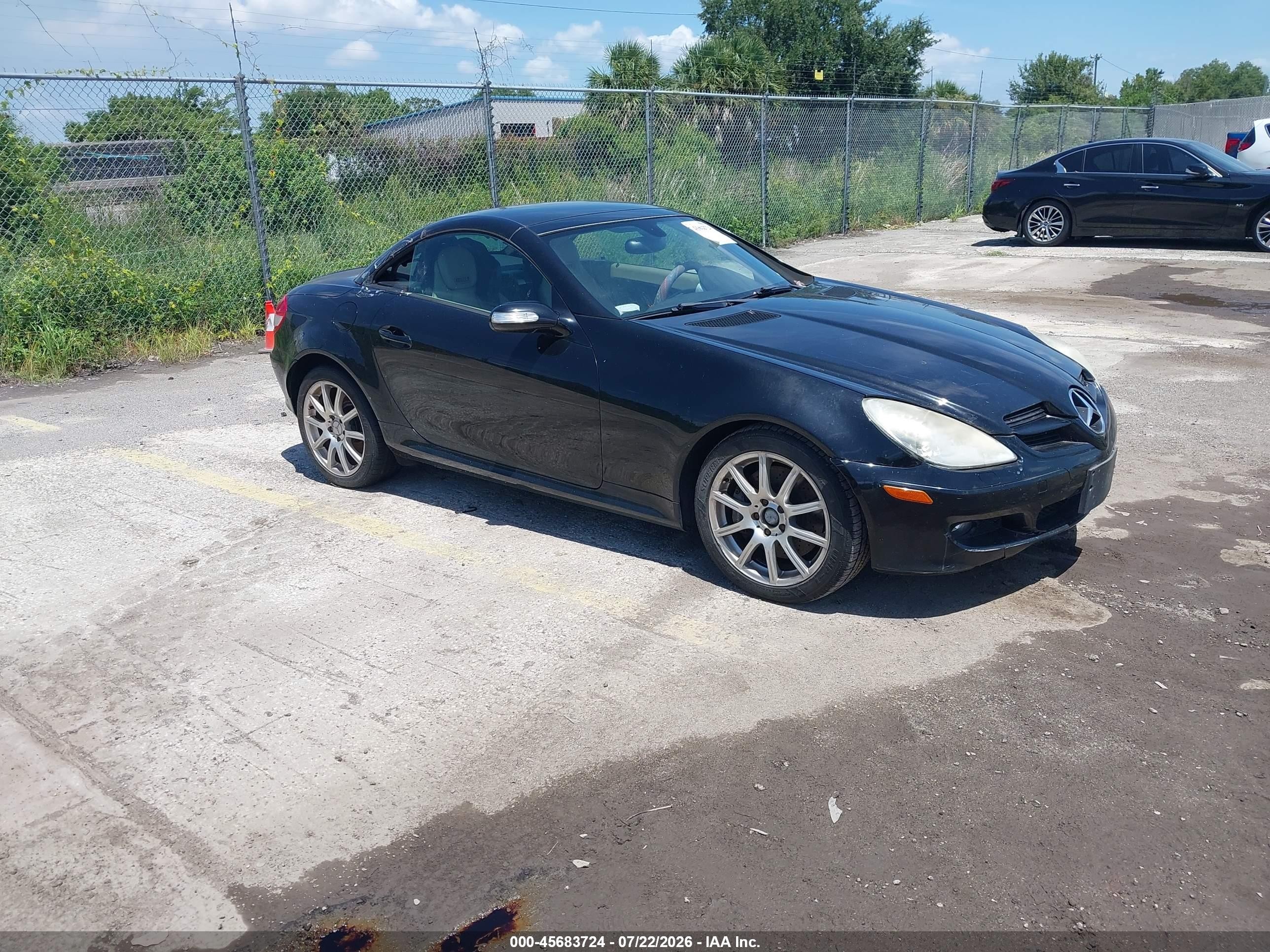 2006 Mercedes-Benz SLK 350, VIN WDBWK56F26F099339 — Normal wear