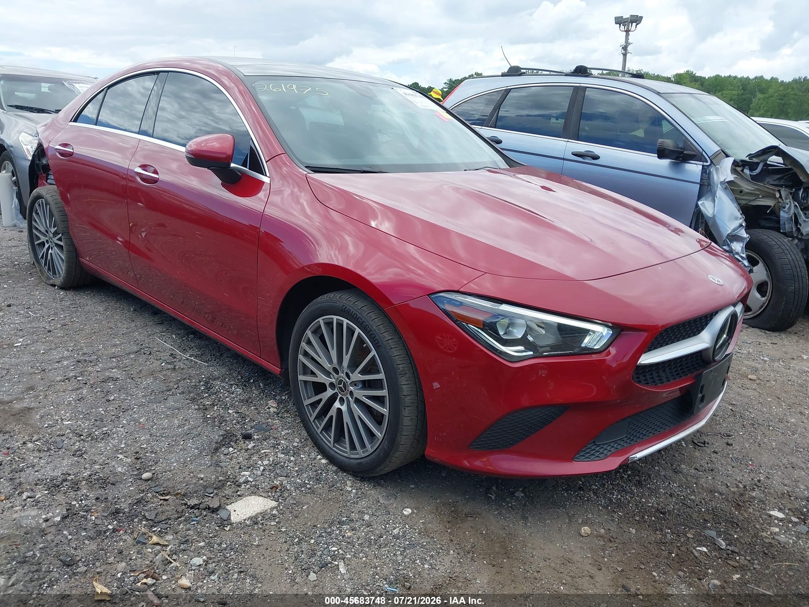 2021 Mercedes-Benz CLA 250, VIN W1K5J4HB7MN148709 — Зад