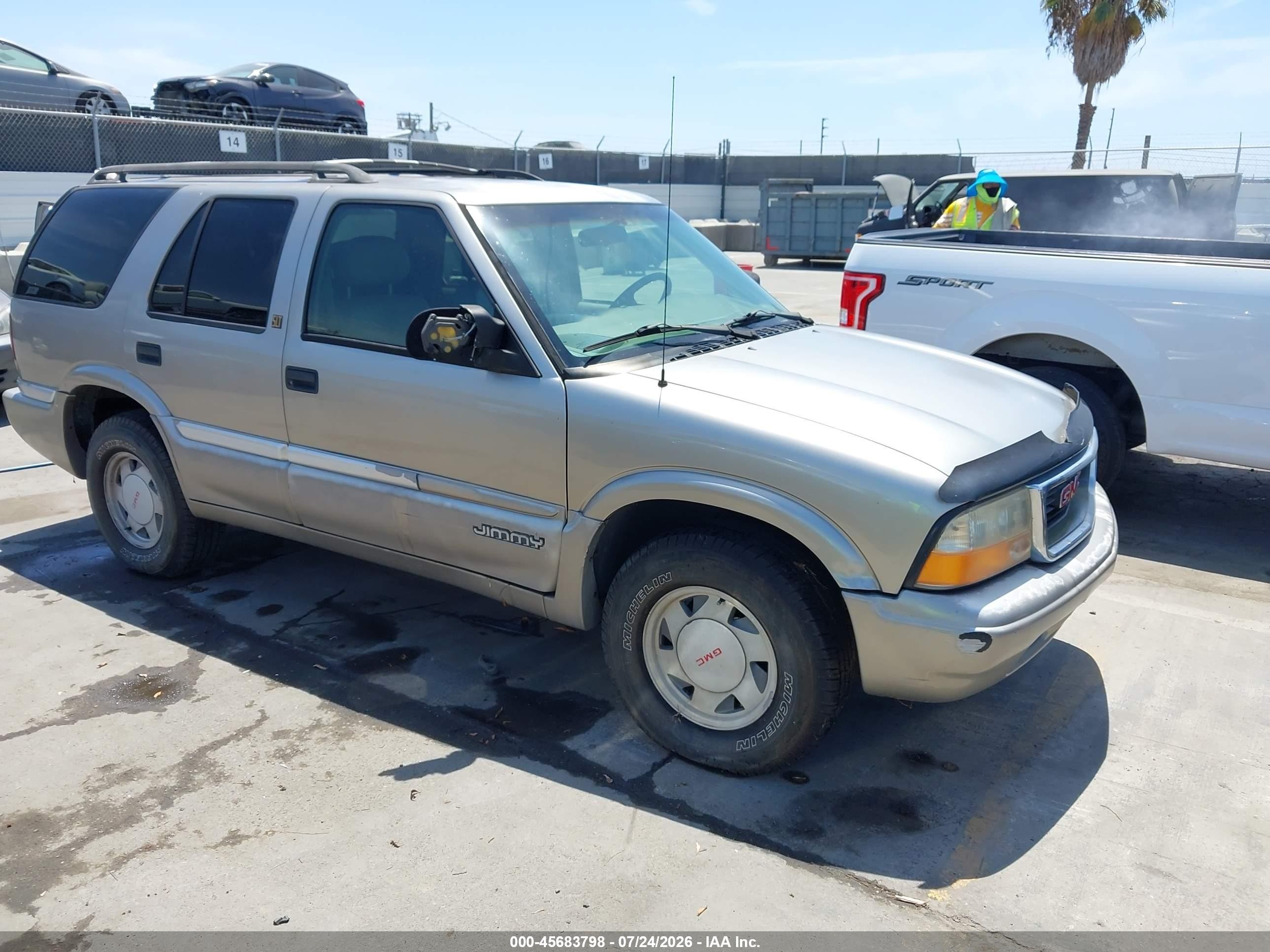 2000 GMC Jimmy SLE Convenience, VIN 1GKCS13W2Y2143856 — Mechanical