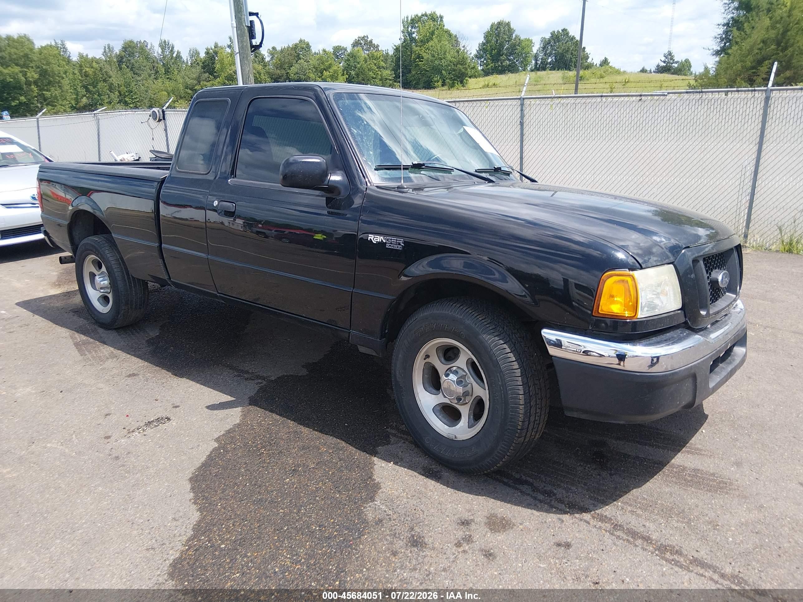 2004 Ford Ranger XL, VIN 1FTYR14U54PA27848 — Front end