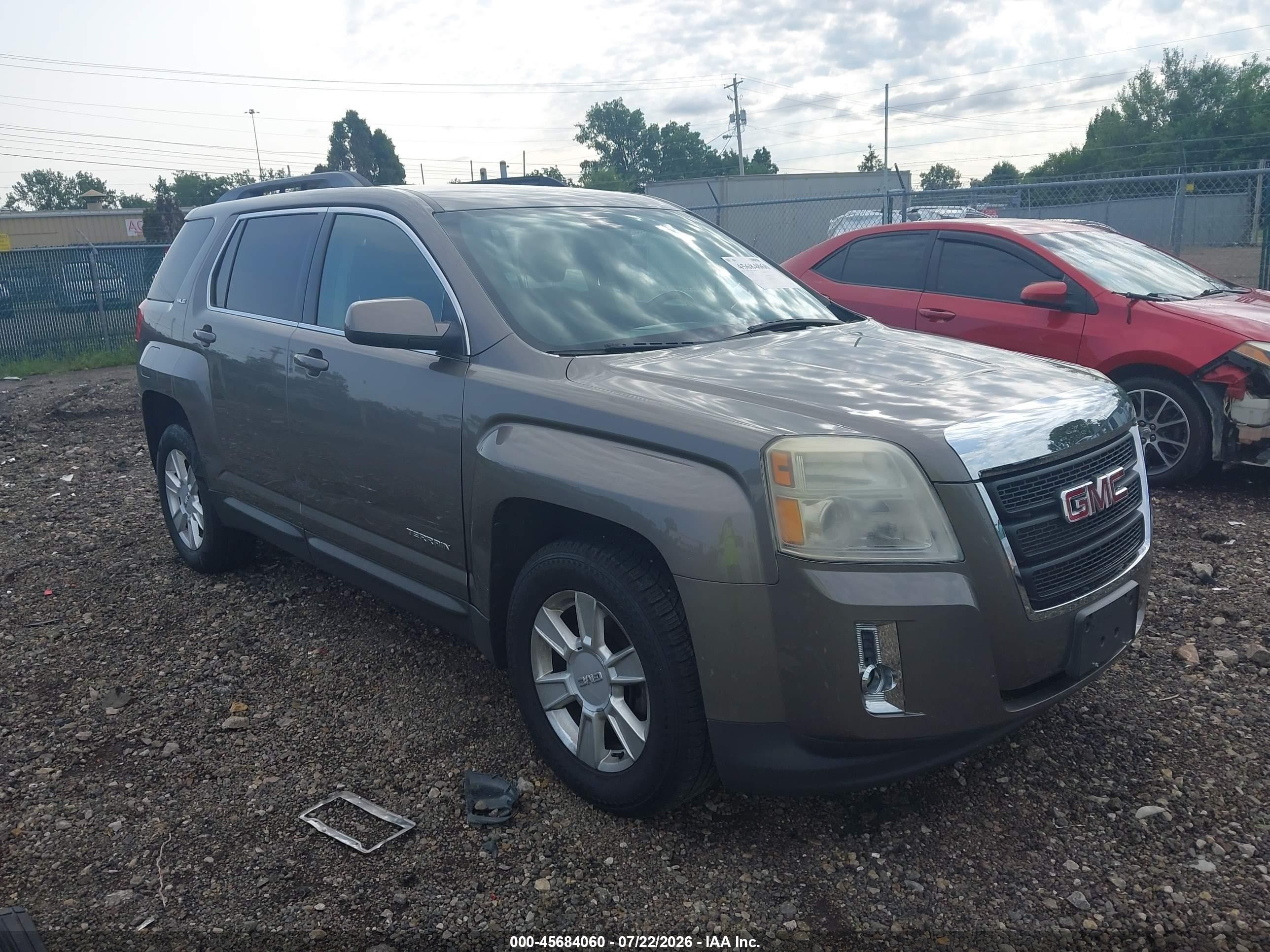 2011 GMC Terrain SLE-2, VIN 2CTFLTEC0B6368294 — Side