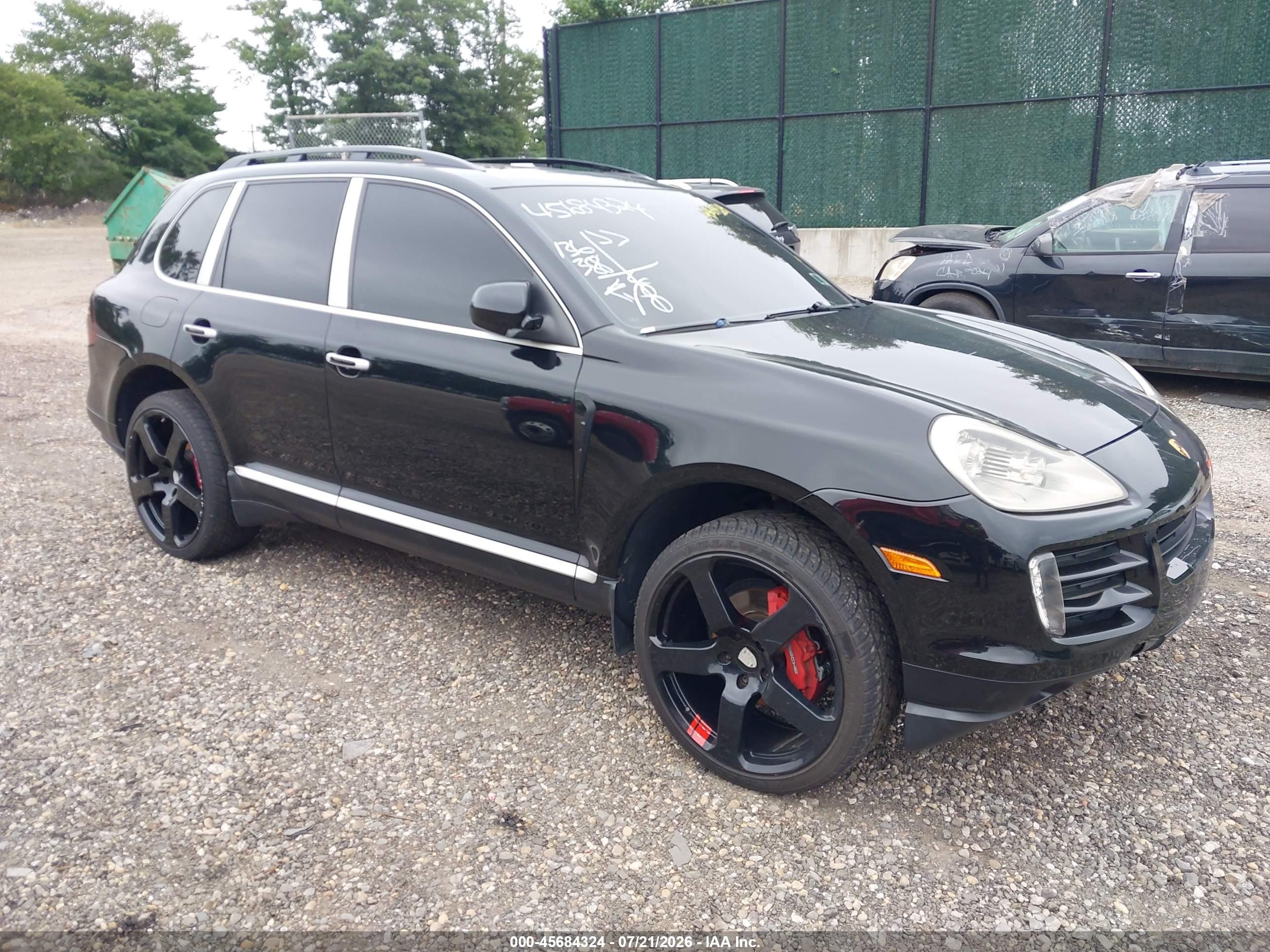 2008 Porsche Cayenne, VIN WP1AA29P68LA22574 — Зад