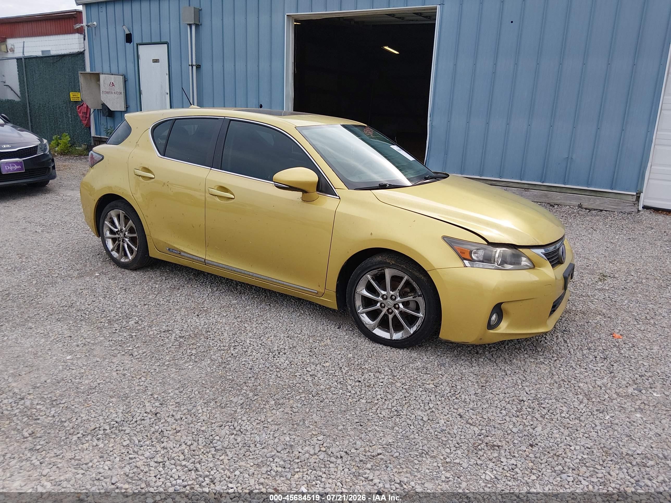 2012 Lexus CT 200h Premium, VIN JTHKD5BH2C2075836 — Normal wear