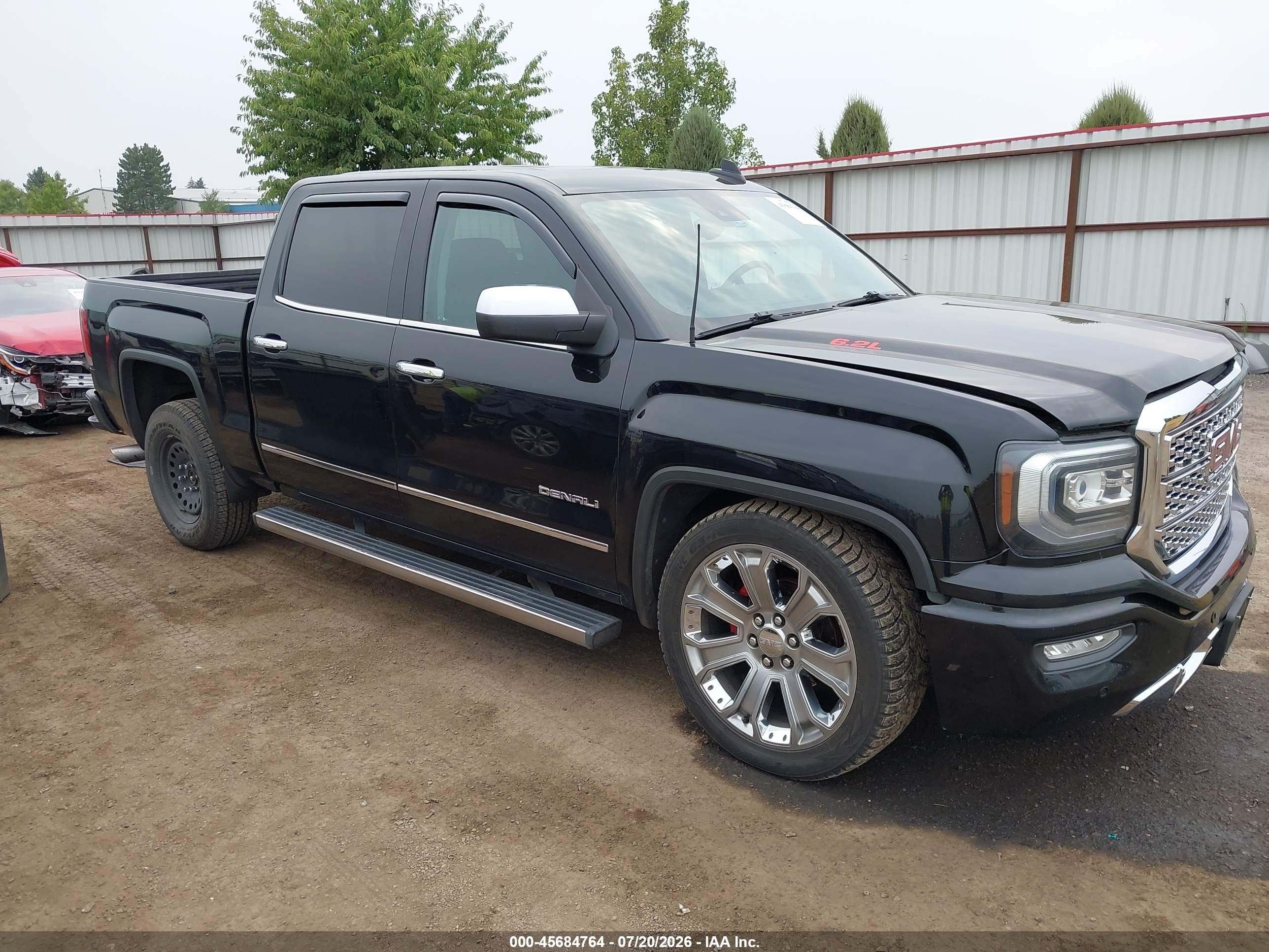 2018 GMC Sierra 1500 Denali, VIN 3GTU2PEJ8JG112516 — Front end