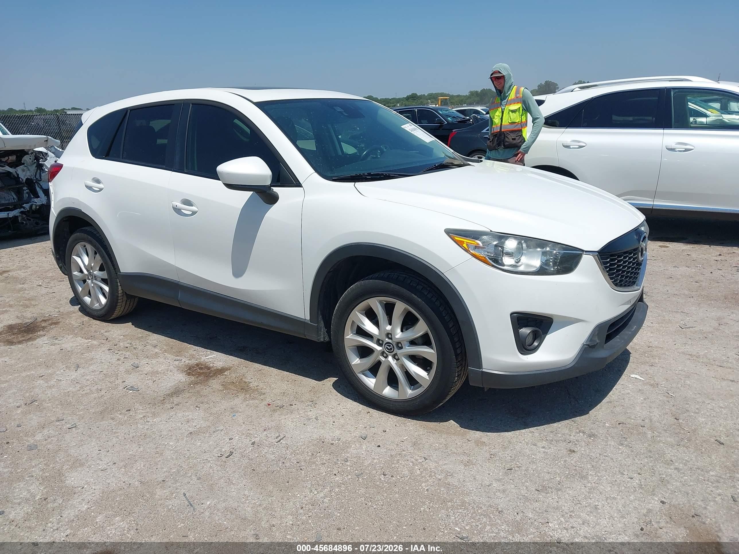 2014 Mazda CX-5 Grand Touring, VIN JM3KE2DY5E0350115 — Rear end