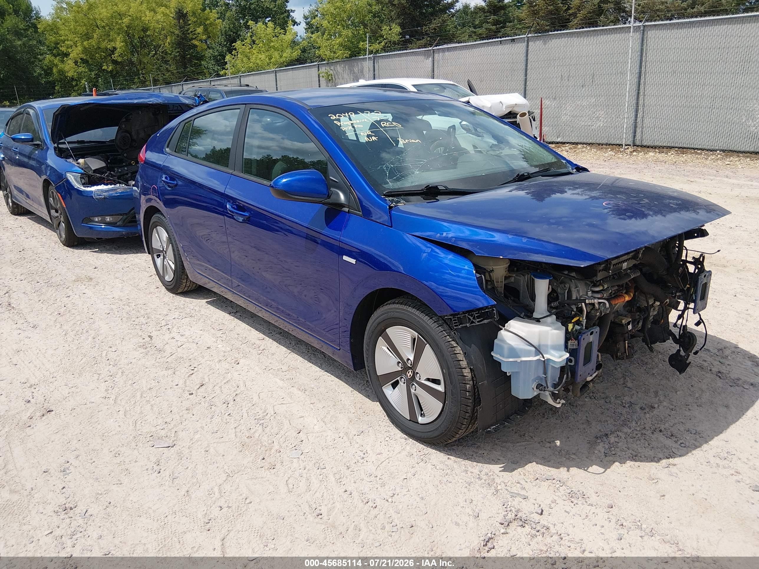 2019 Hyundai Ioniq Blue, VIN KMHC65LC9KU173523 — Front end