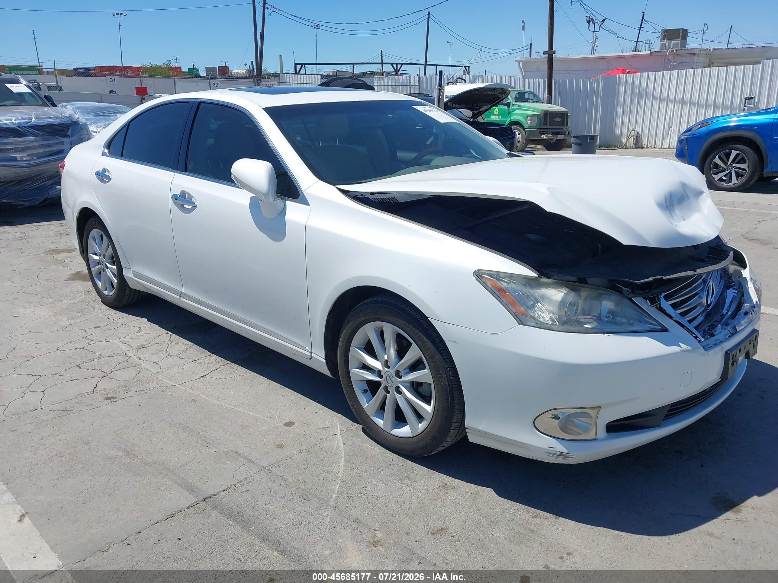 2010 Lexus ES 330, VIN JTHBK1EG3A2361628 — Front end