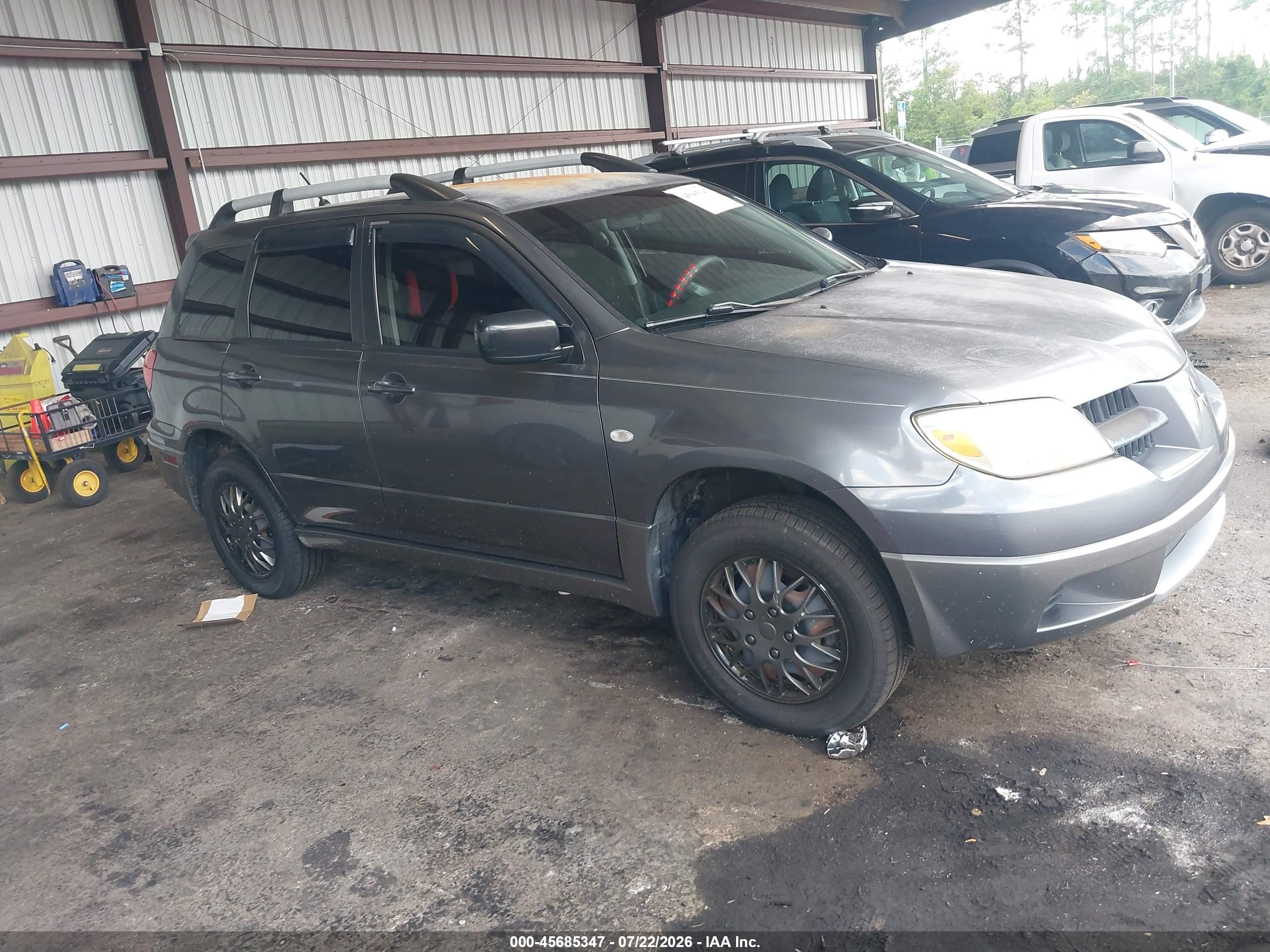 2006 Mitsubishi Outlander LS, VIN JA4LX31FX6U051269 — Normal wear