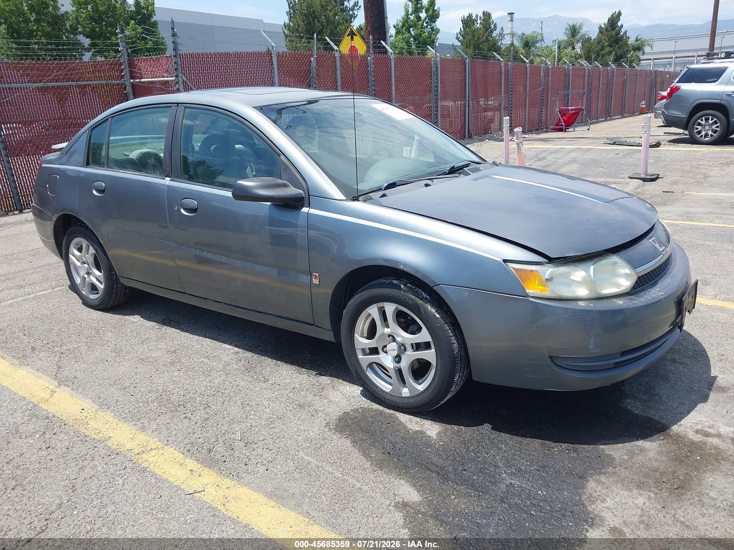 2004 Saturn ION ION 2, VIN 1G8AZ52F74Z181991 — Front end