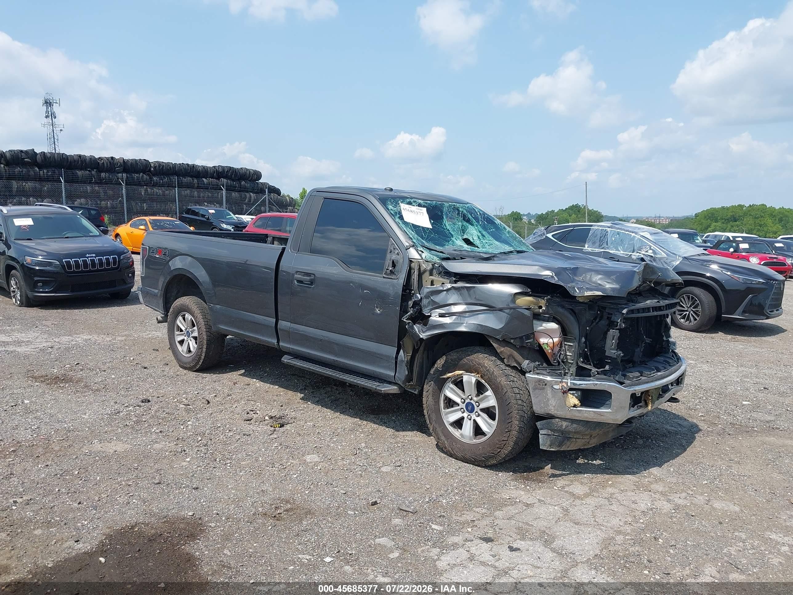 2019 Ford F-150 XL, VIN 1FTMF1EP1KKD02173 — Front end