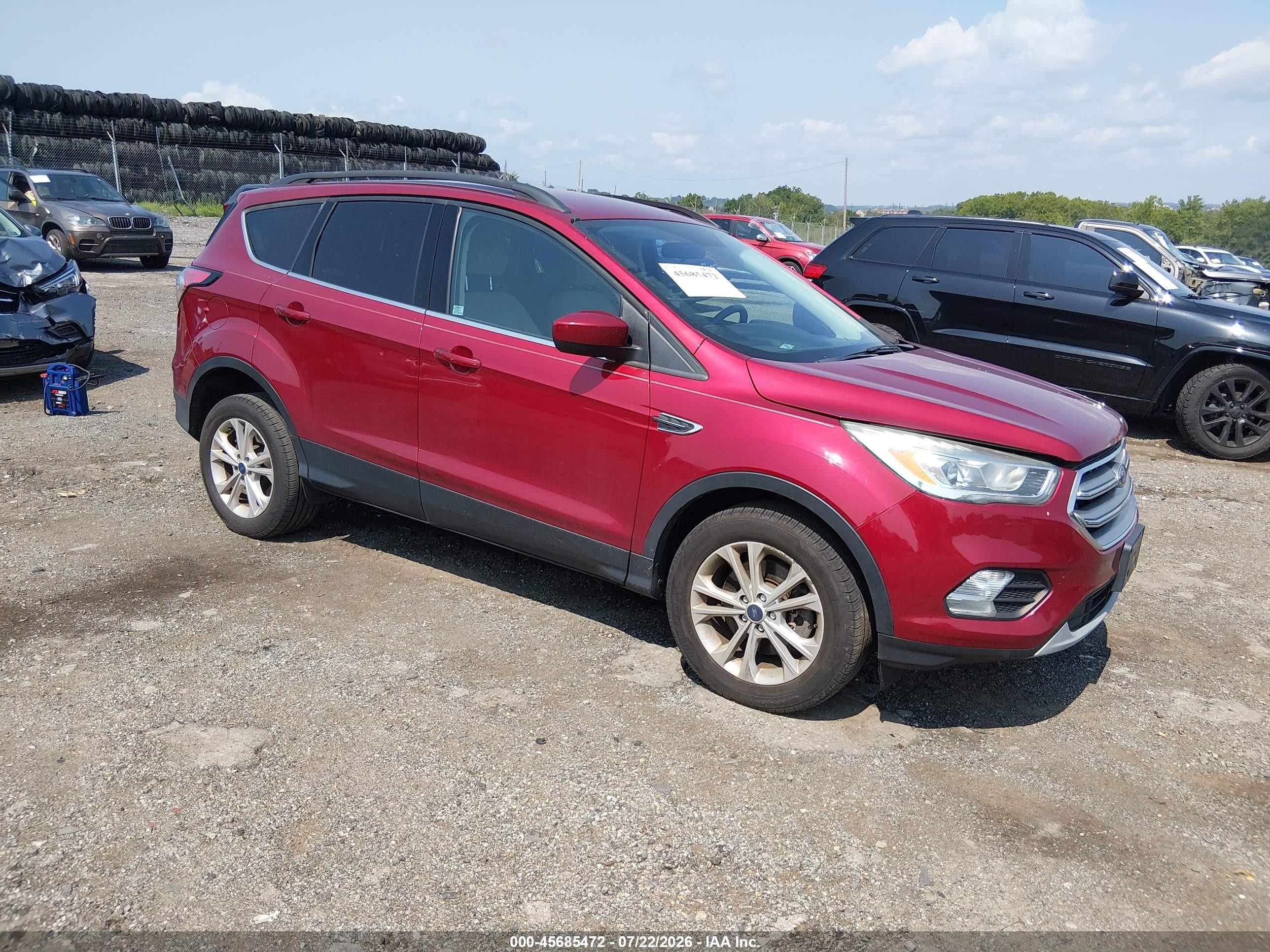 2017 Ford Escape SE, VIN 1FMCU9GDXHUC71579 — Roof
