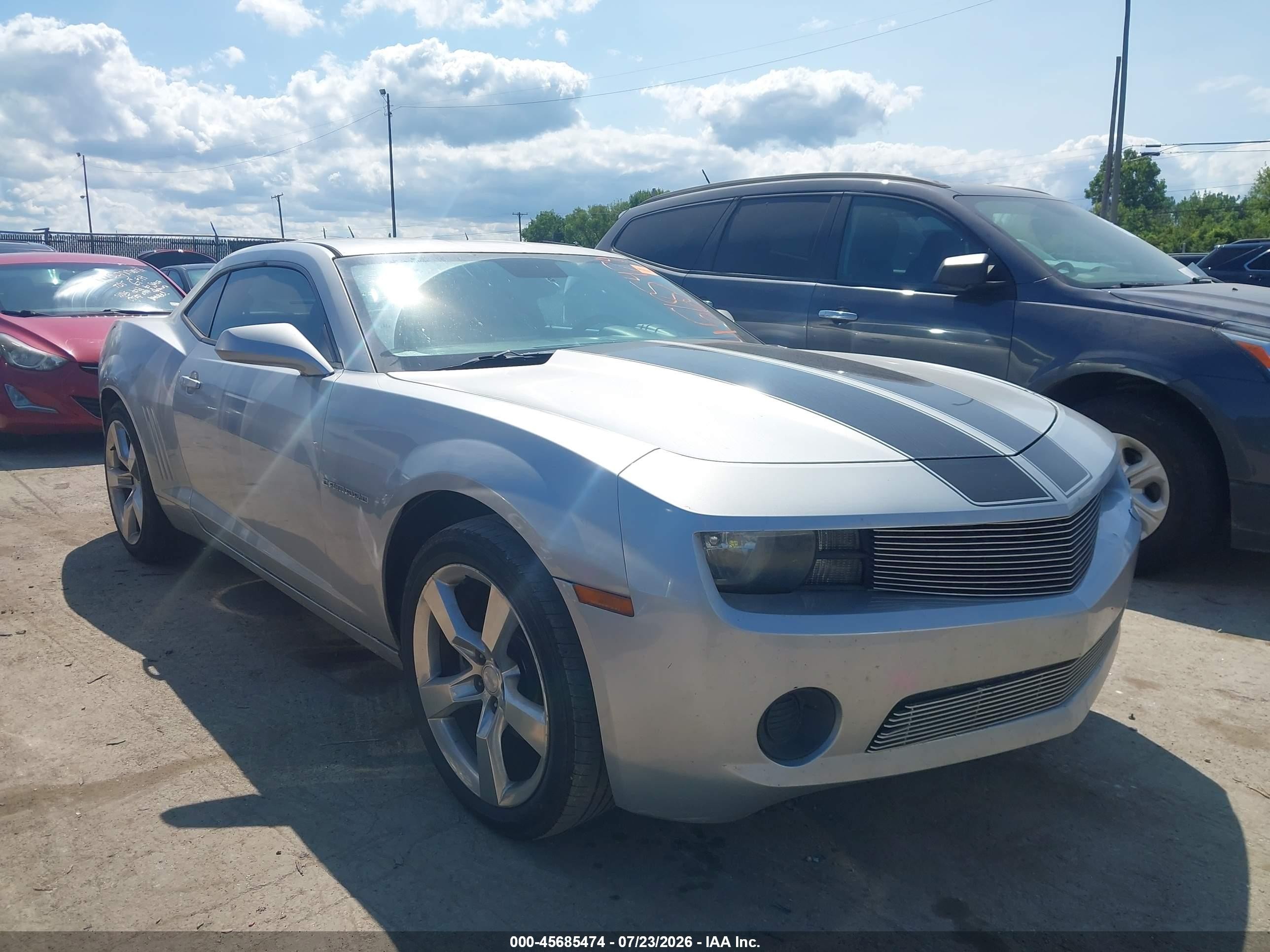 2012 Chevrolet Camaro 2LS, VIN 2G1FA1E35C9106575 — Front end