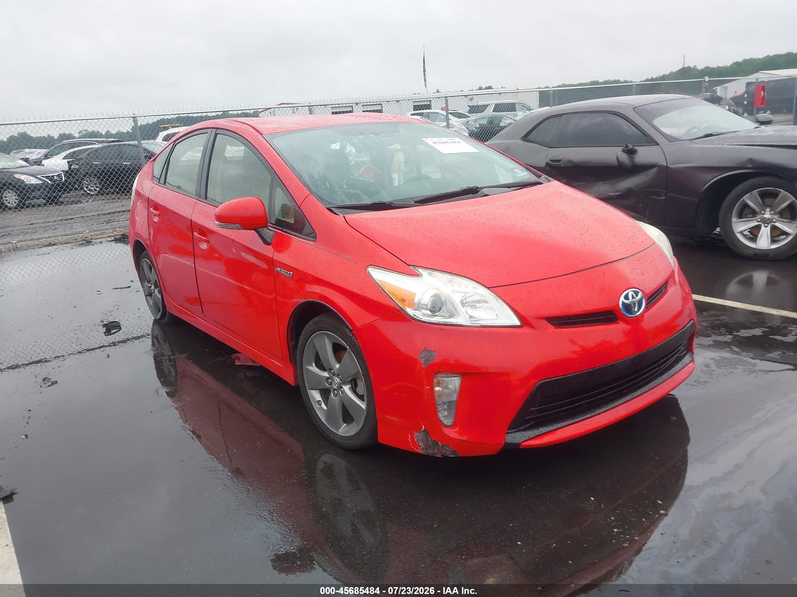 2015 Toyota Prius Four, VIN JTDKN3DU9F0417103 — Опрокидывание