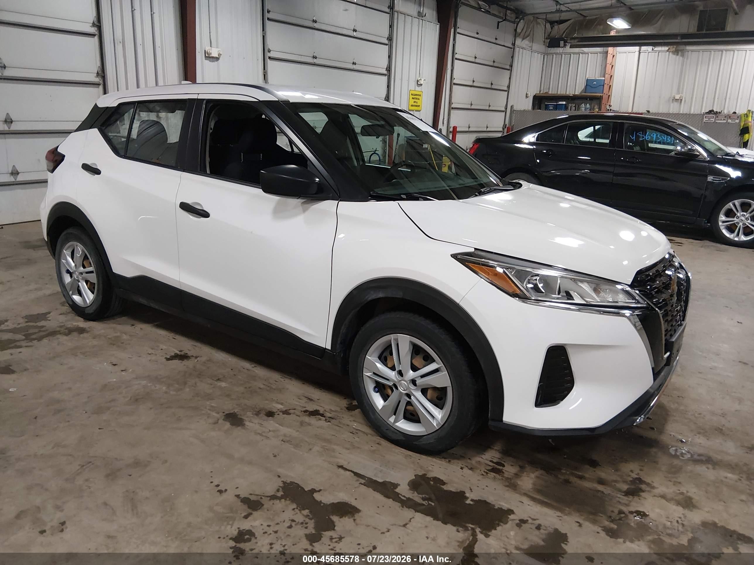 2021 Nissan Kicks S, VIN 3N1CP5BV4ML474513 — Пресная вода