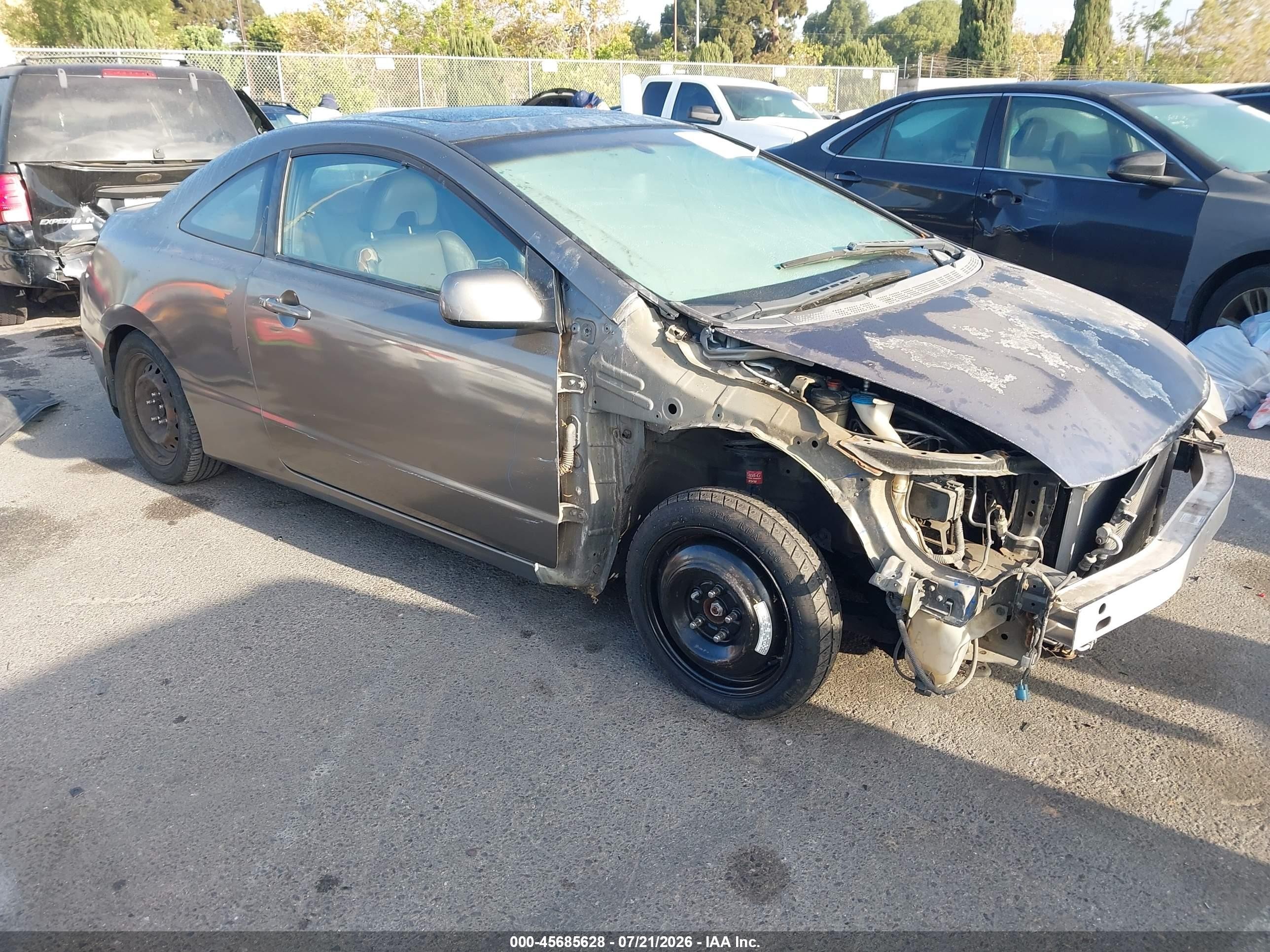 2008 Honda Civic EX-L, VIN 2HGFG12918H519283 — Front end