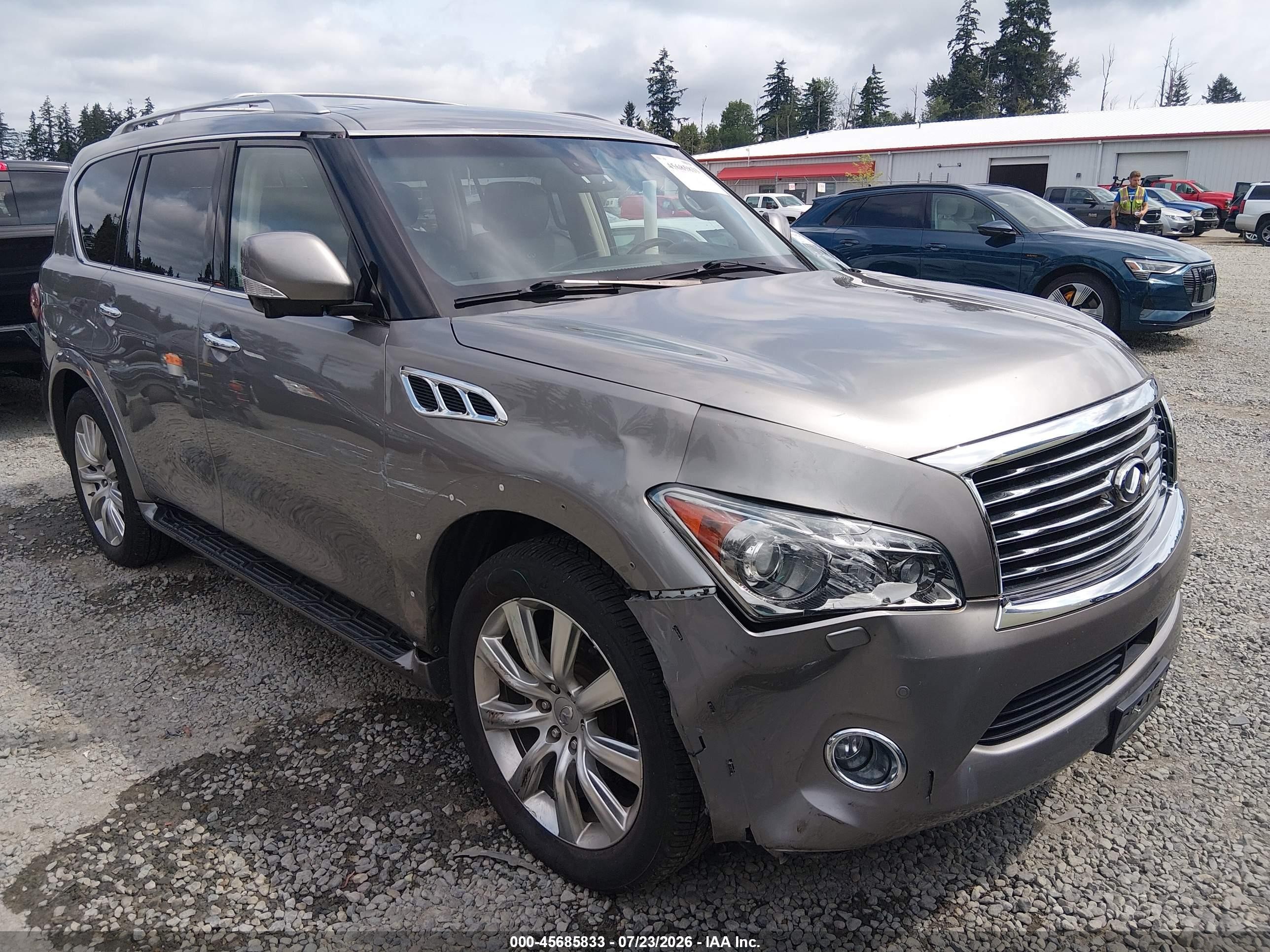 2011 Infiniti QX56 7-passenger, VIN JN8AZ2NE1B9006368 — Front end