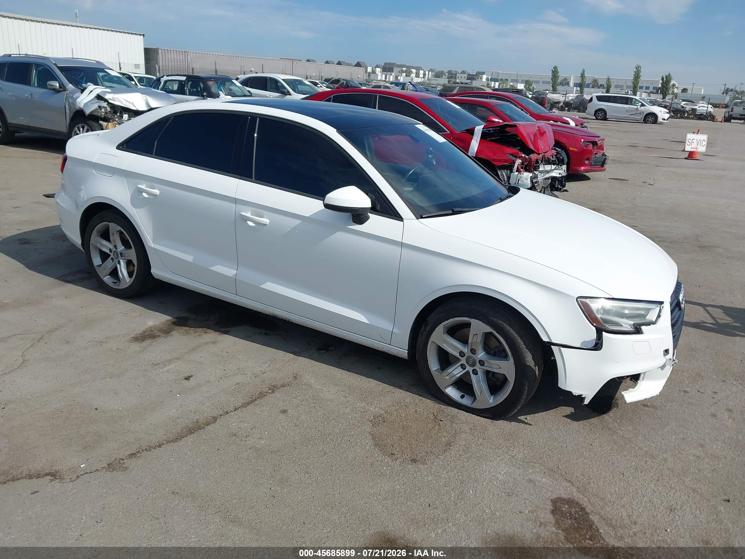 2017 Audi A3 Premium, VIN WAUAUGFF4H1039285 — Front end