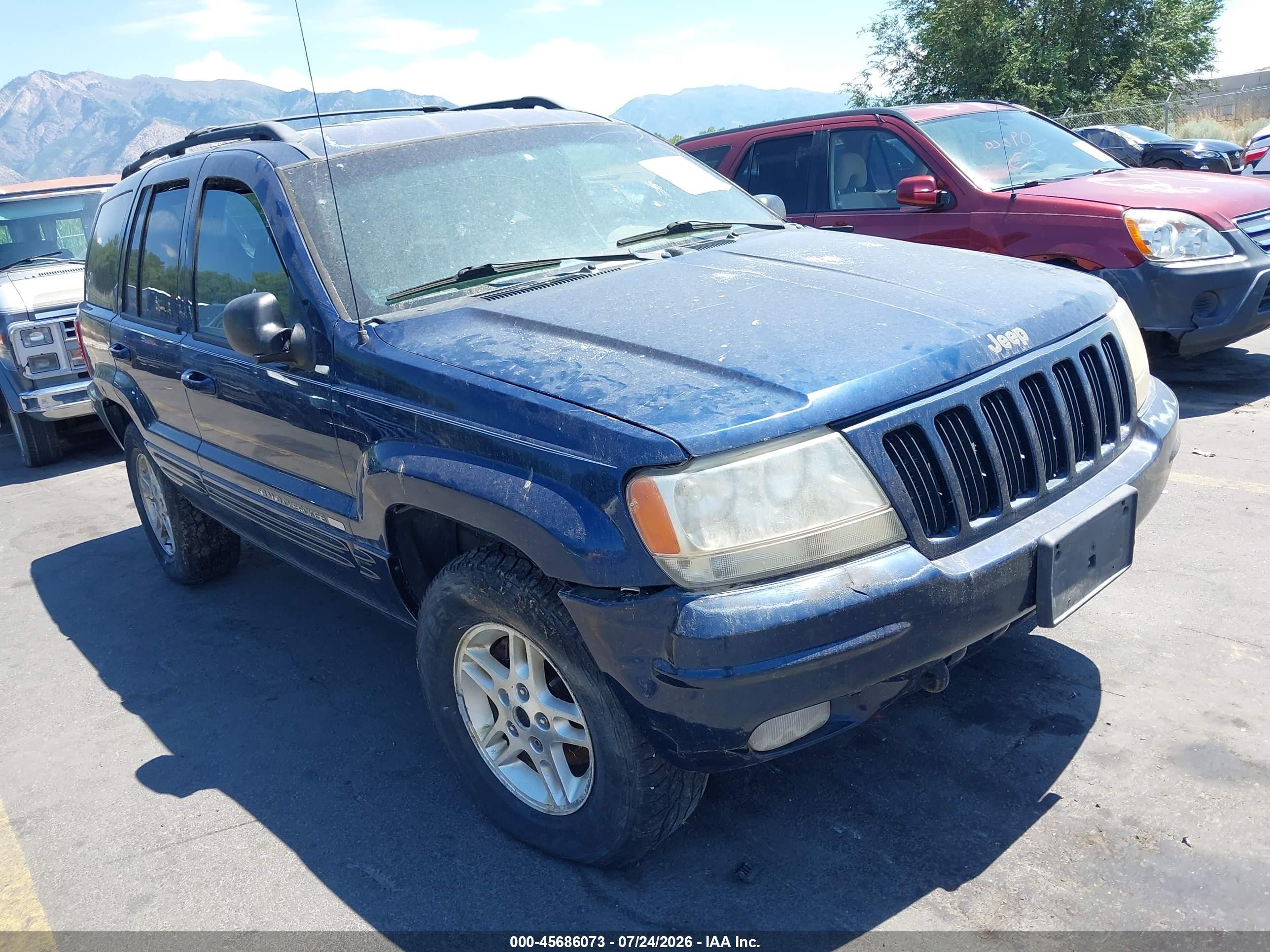 2000 Jeep Grand Cherokee Limited, VIN 1J4GW58S3YC174147 — Front end