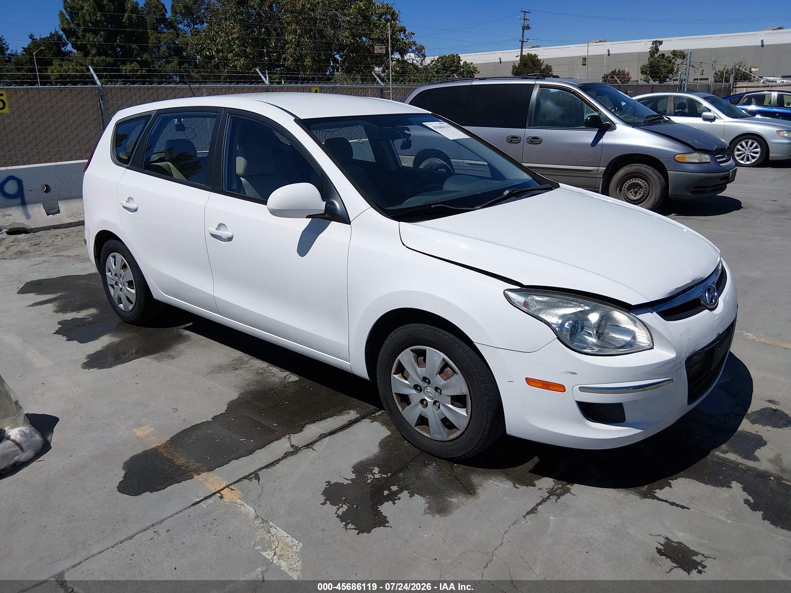 2012 Hyundai Elantra GLS, VIN KMHDB8AE9CU158379 — Vandalism