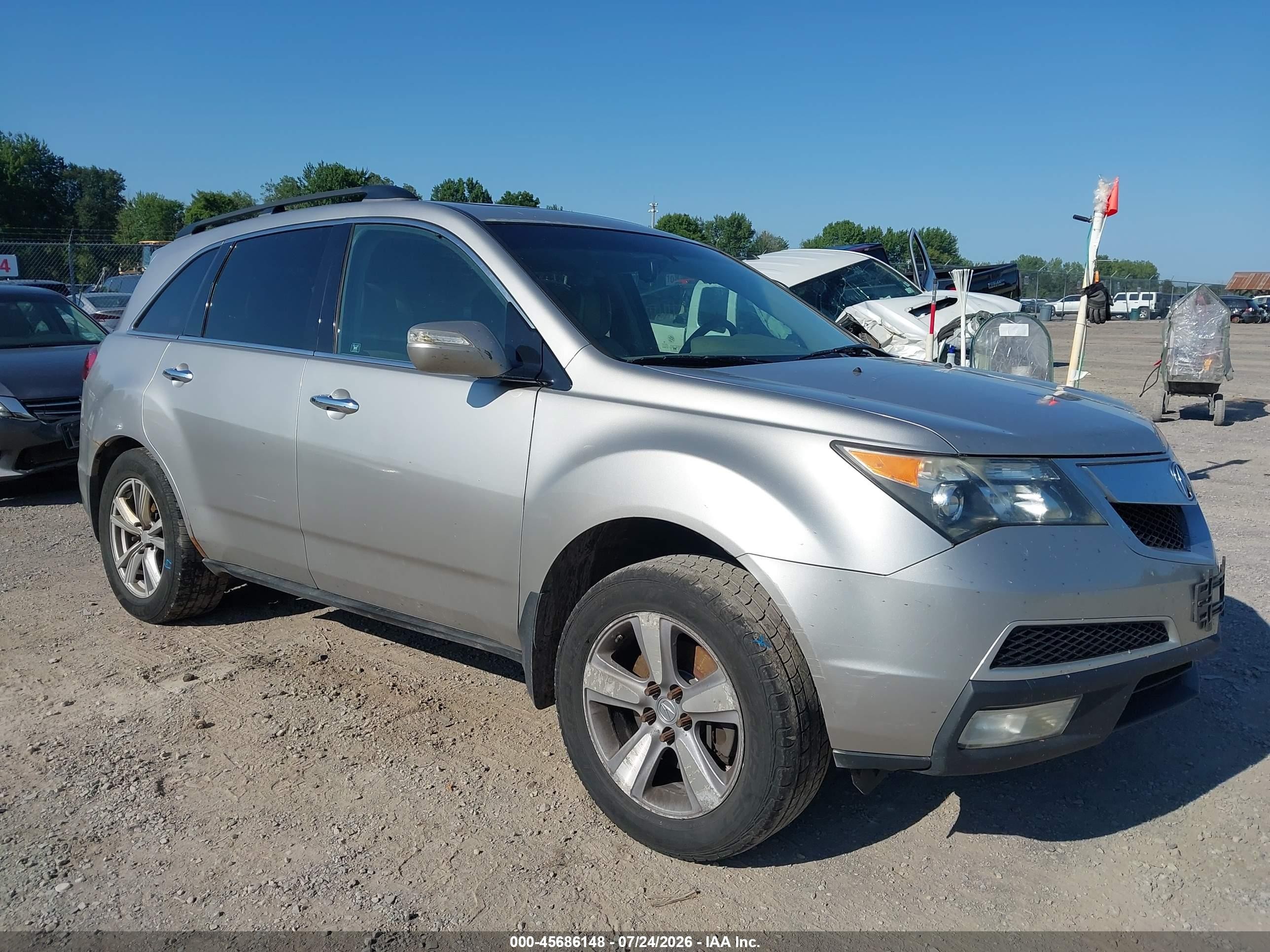 2011 Acura MDX Technology, VIN 2HNYD2H48BH536178 — Rear end