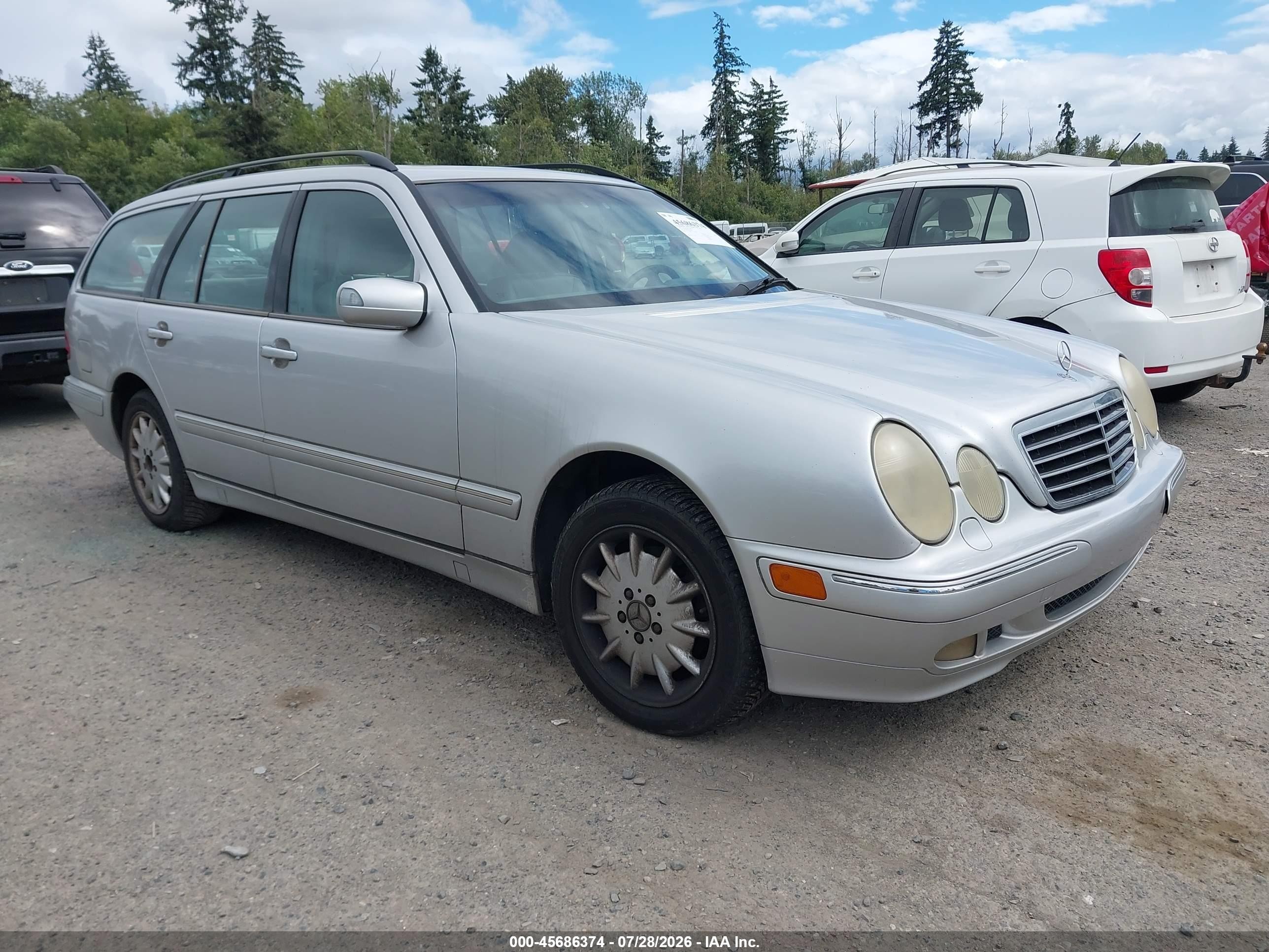 2002 Mercedes-Benz E 320, VIN WDBJH82J92X062359 — Normal wear