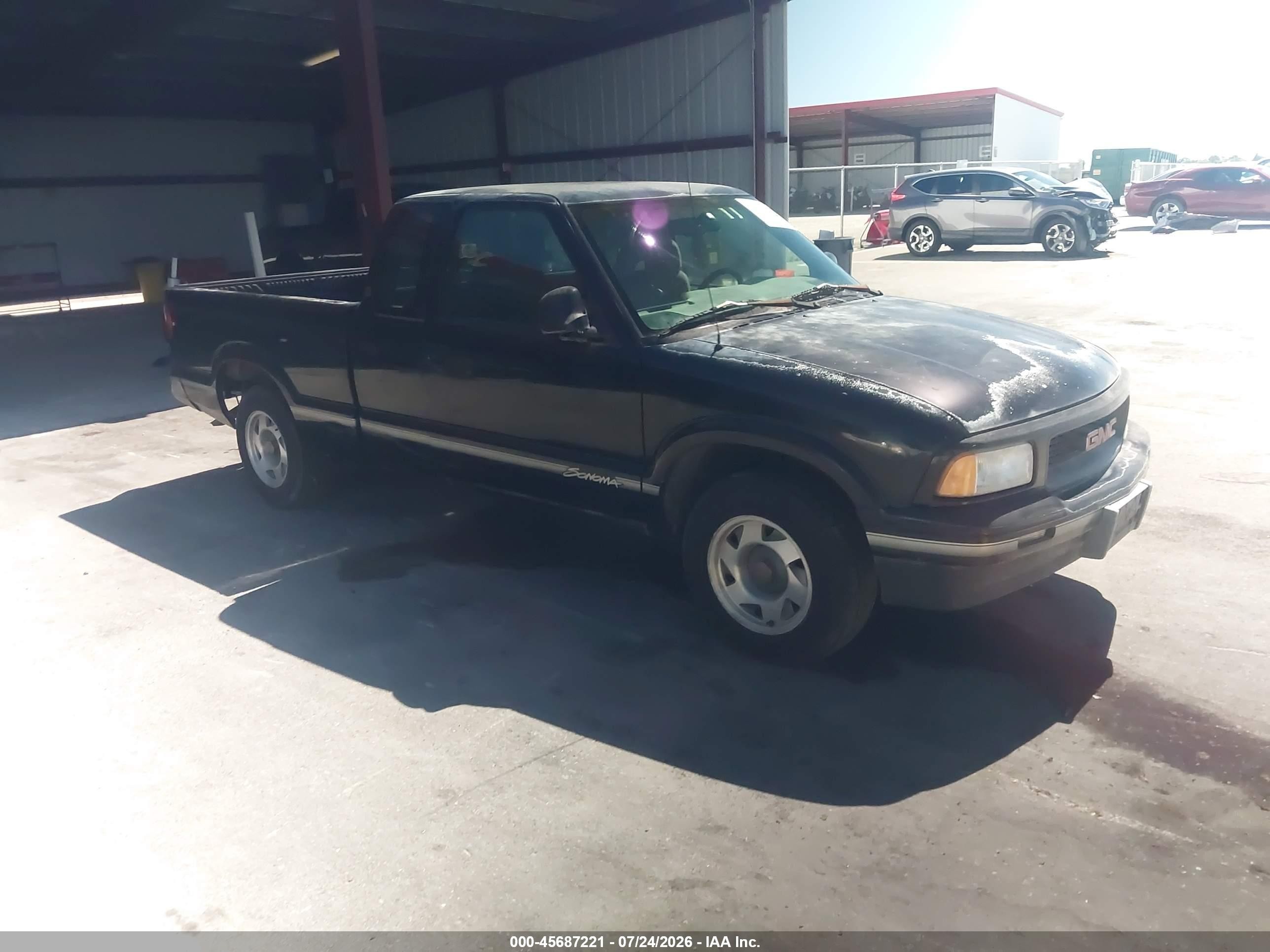 1997 GMC Sonoma SLS, VIN 1GTCS19X2V8522795 — Normal wear