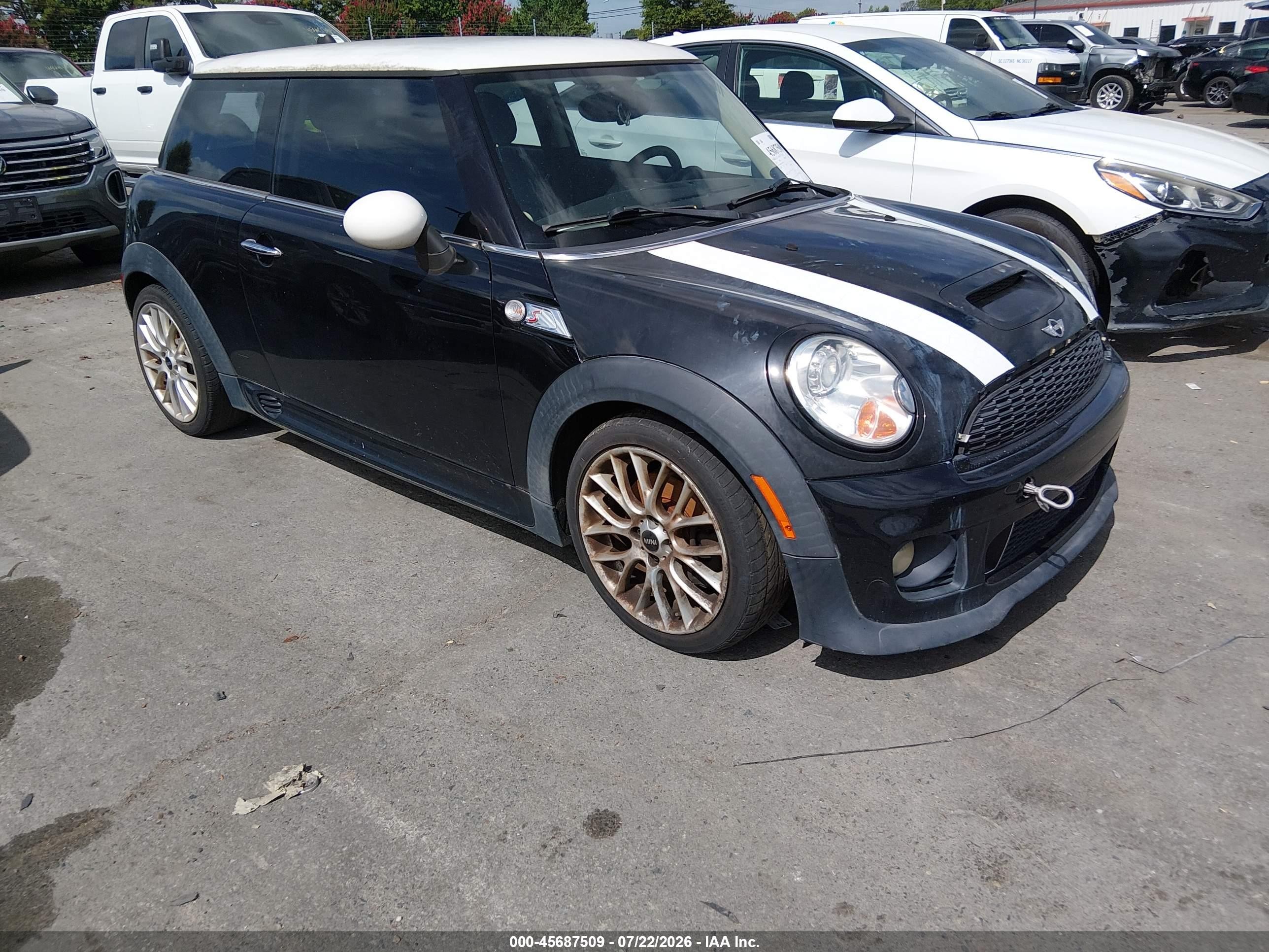 2012 MINI Hardtop S, VIN WMWSV3C52CTY29798 — Normal wear