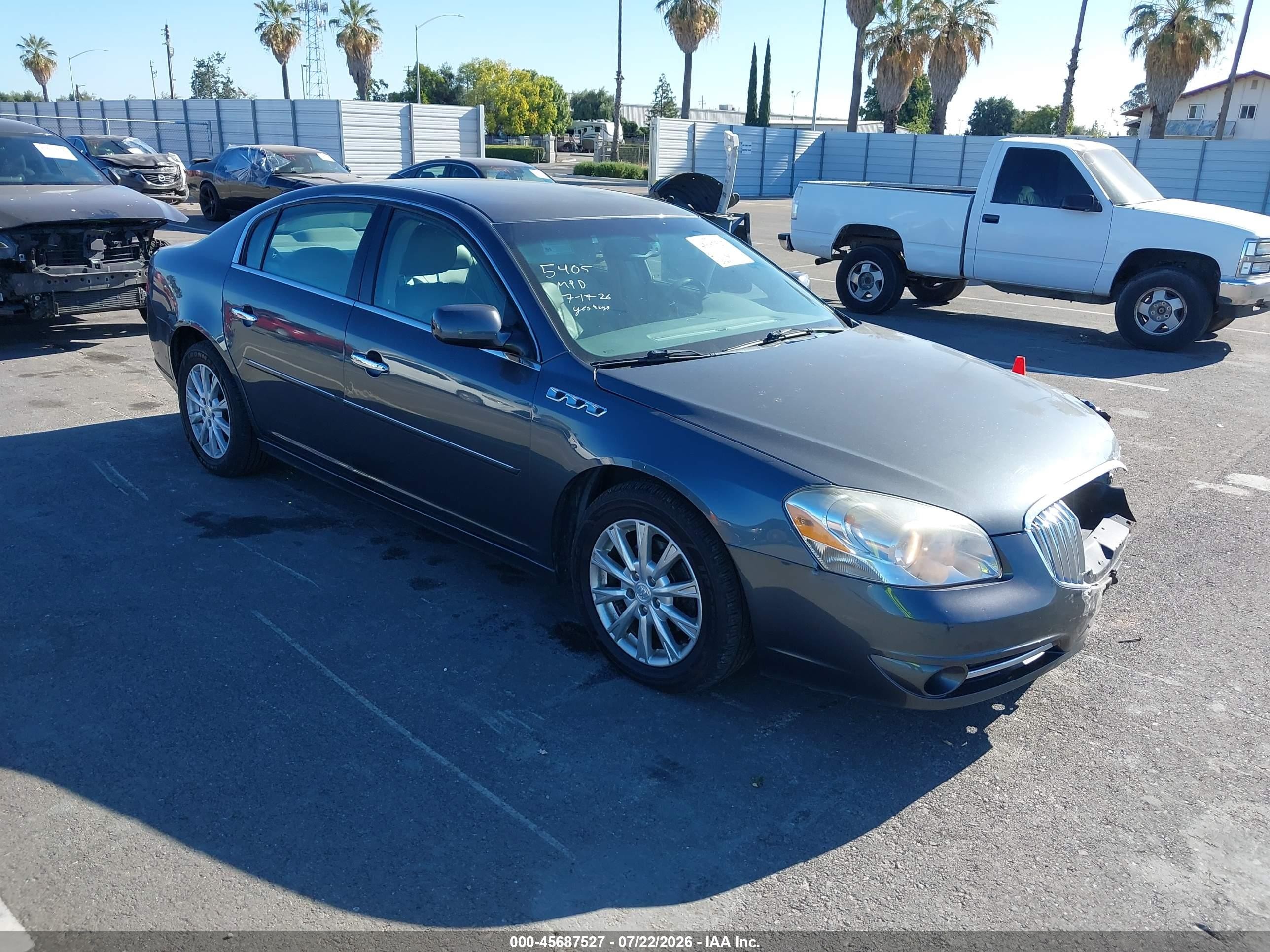 2011 Buick Lucerne CXL, VIN 1G4HC5EM9BU152028 — Front end