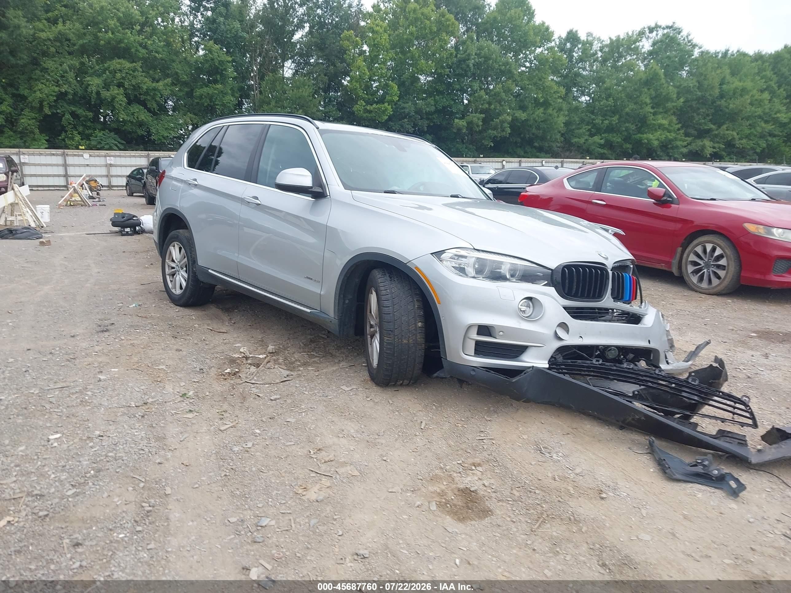 2015 BMW X5 xDrive35i, VIN 5UXKR0C55F0K66188 — Front end